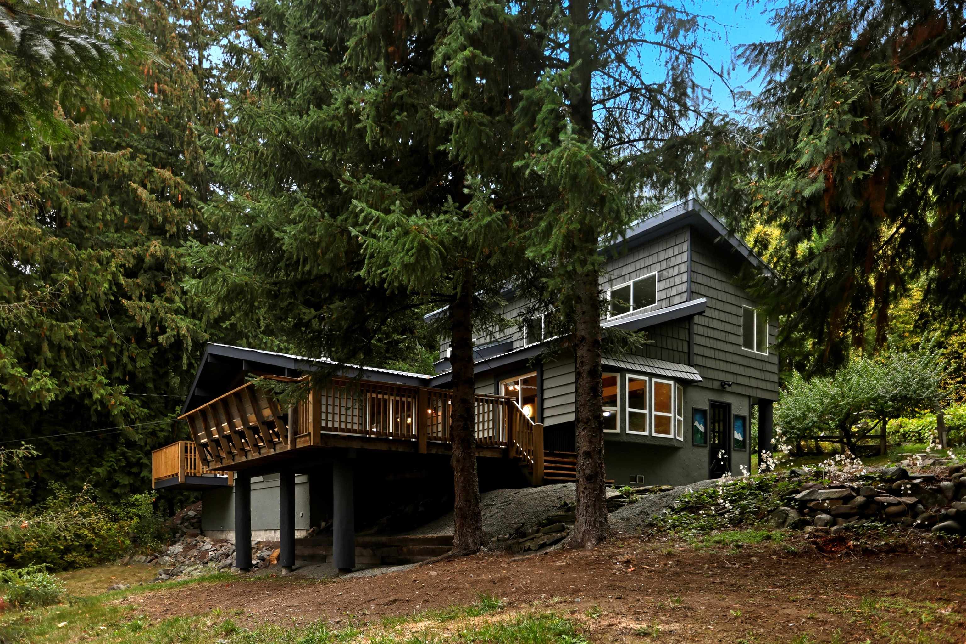 9257 Pemberton Portage Road, Pemberton, BC V0N 1L0