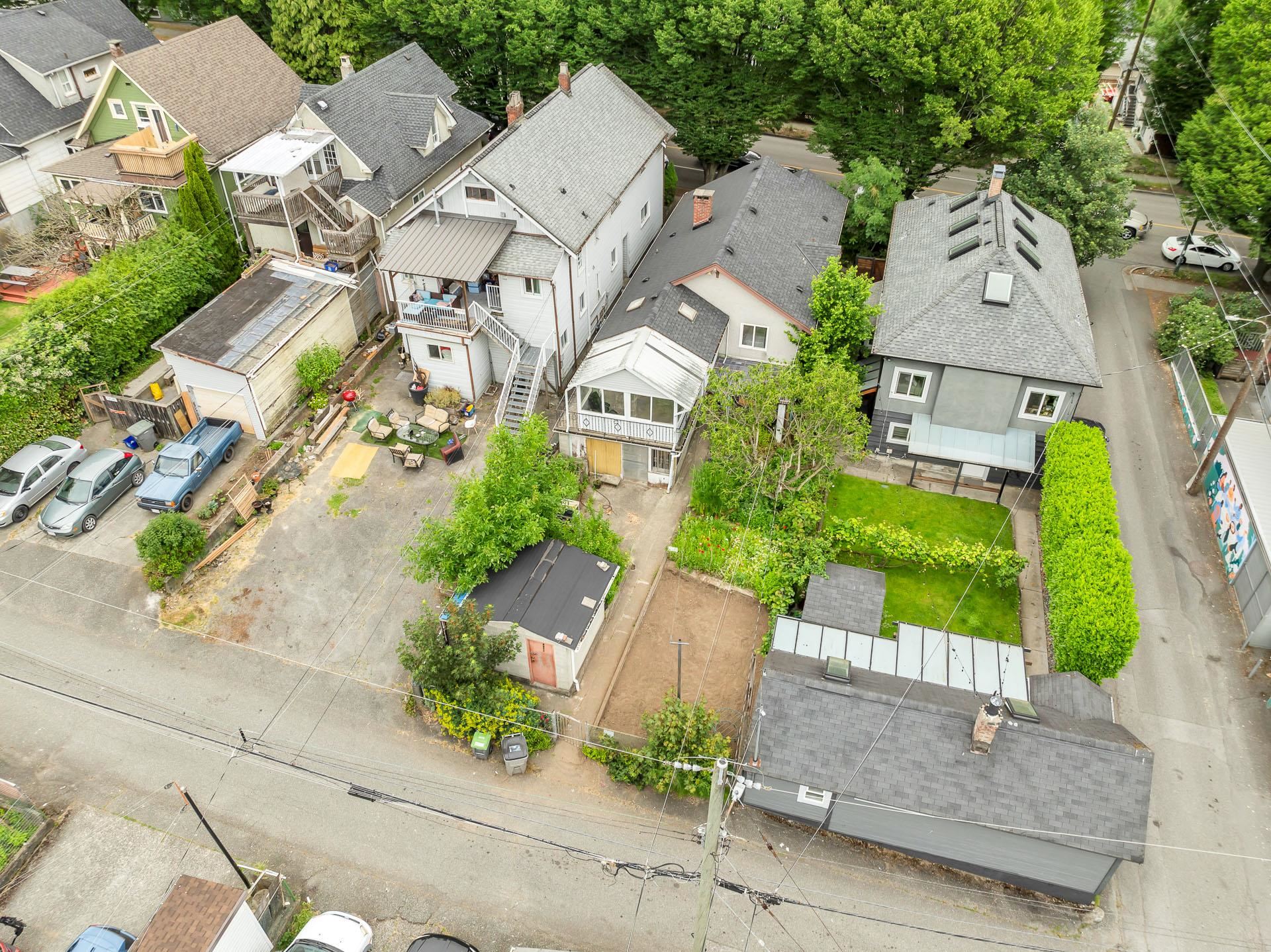 1830 East 1st Avenue, Vancouver, BC V5N 1B1