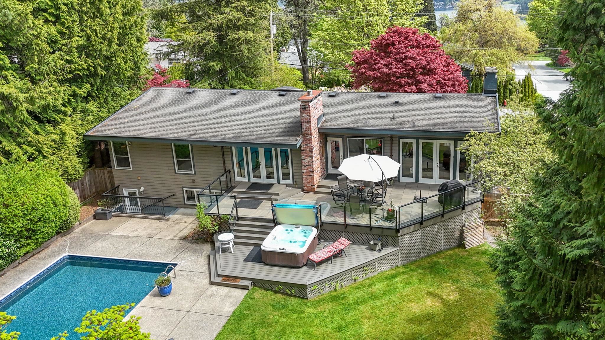 871 Fairway Drive, North Vancouver, BC V7G 1Z5