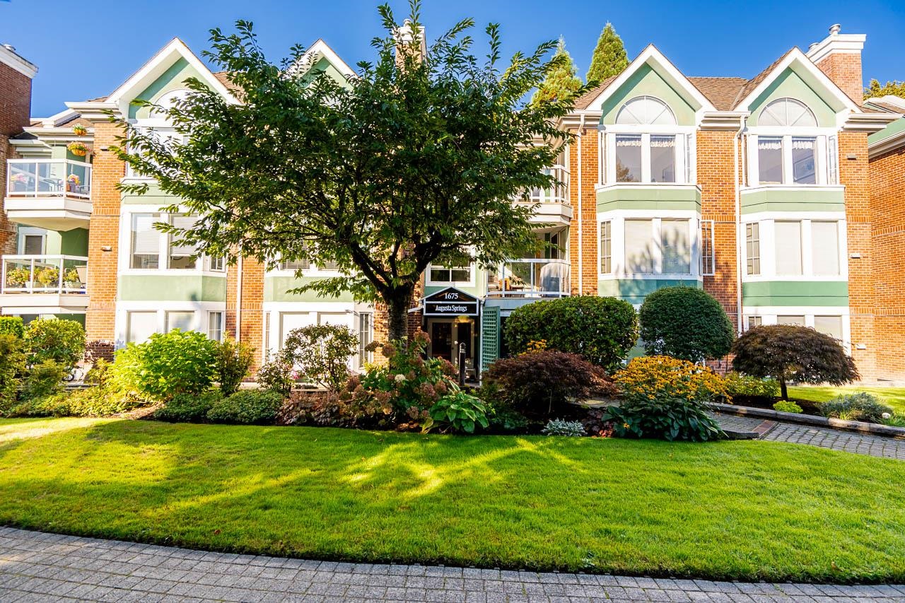 1675 Augusta Avenue #301, Burnaby, BC V5A 4S8