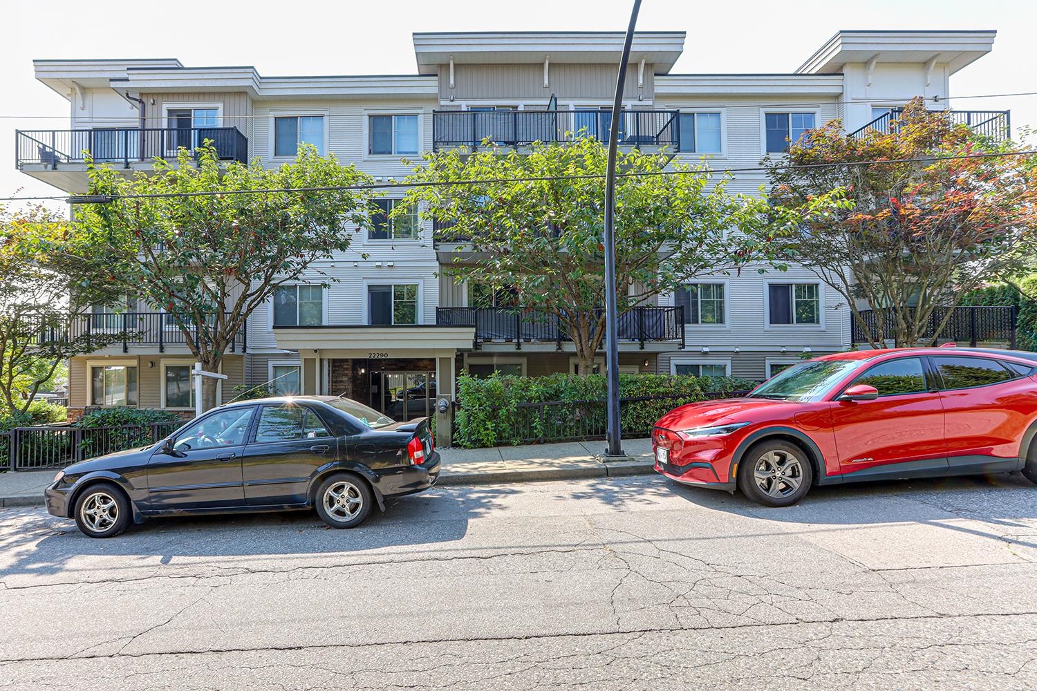 22290 North Avenue #307, Maple Ridge, BC V2X 8Z8