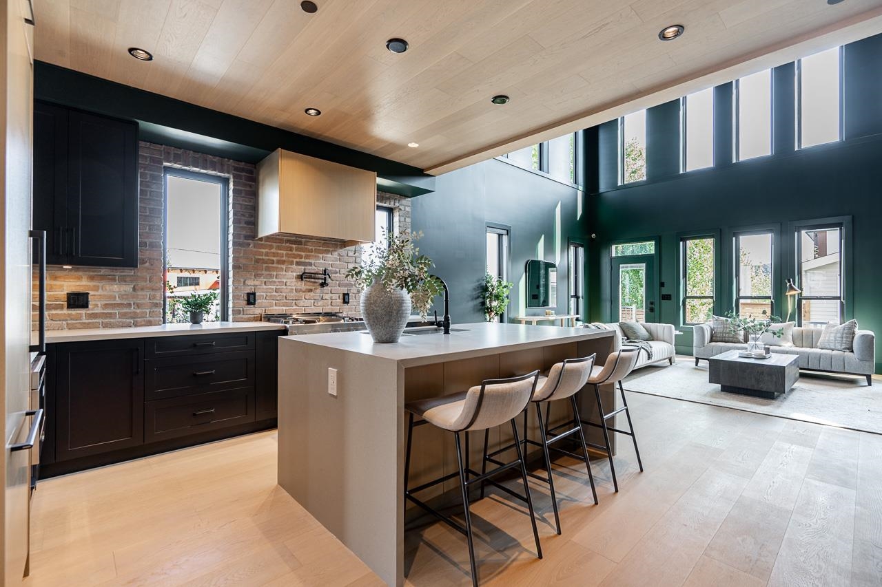 201 Street, Langley, BC V2Y 3Y6