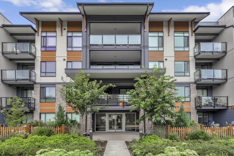 7506 199a Street #105, Langley, BC V2Y 3K9
