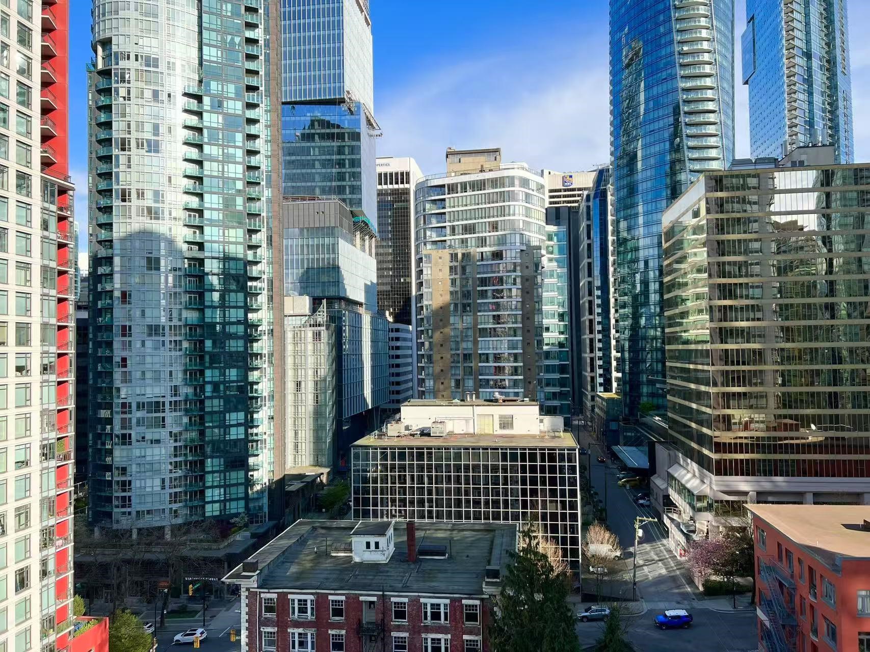 1238 Melville Street #1706, Vancouver, BC V6E 4N2