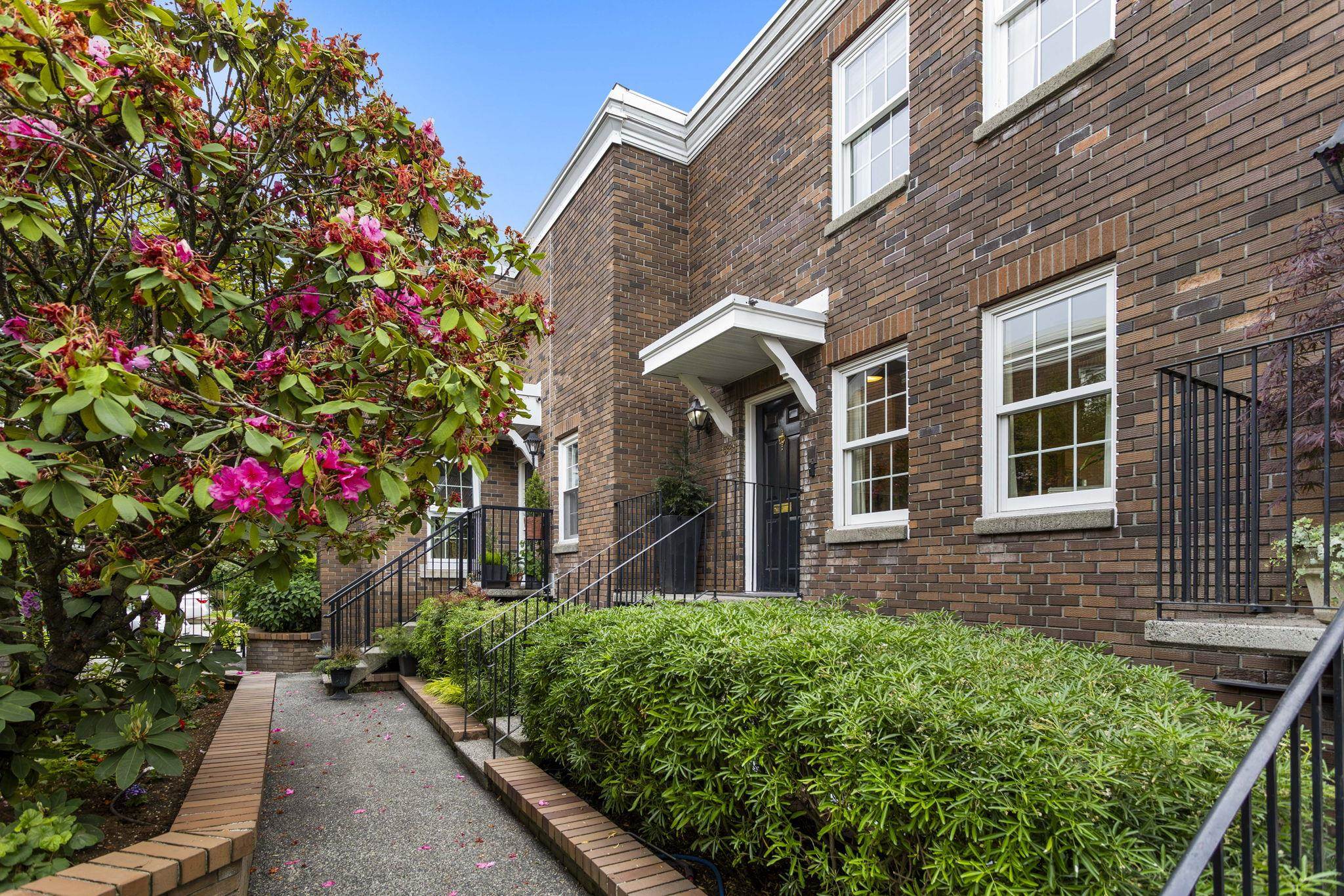 1365 West 7th Avenue, Vancouver, BC V6H 1B8