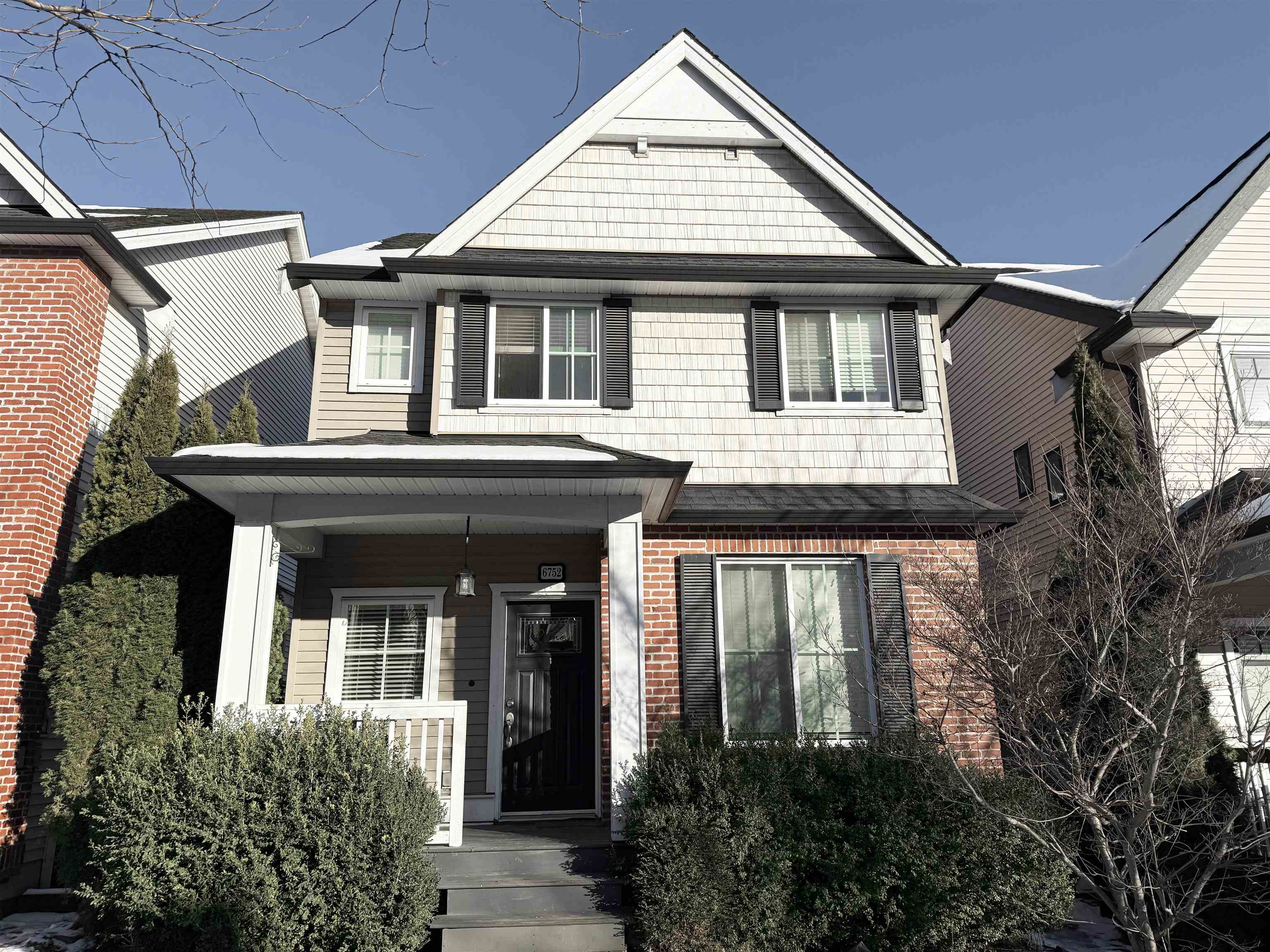193b Street, Surrey, BC V4N 5W5