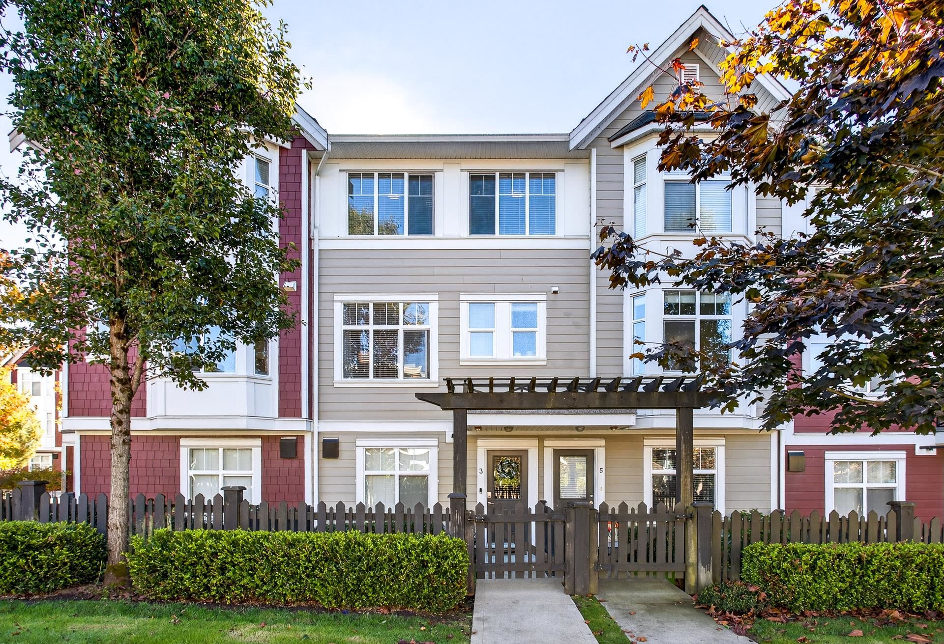 20852 77a Avenue #3, Langley, BC V2Y 0R8
