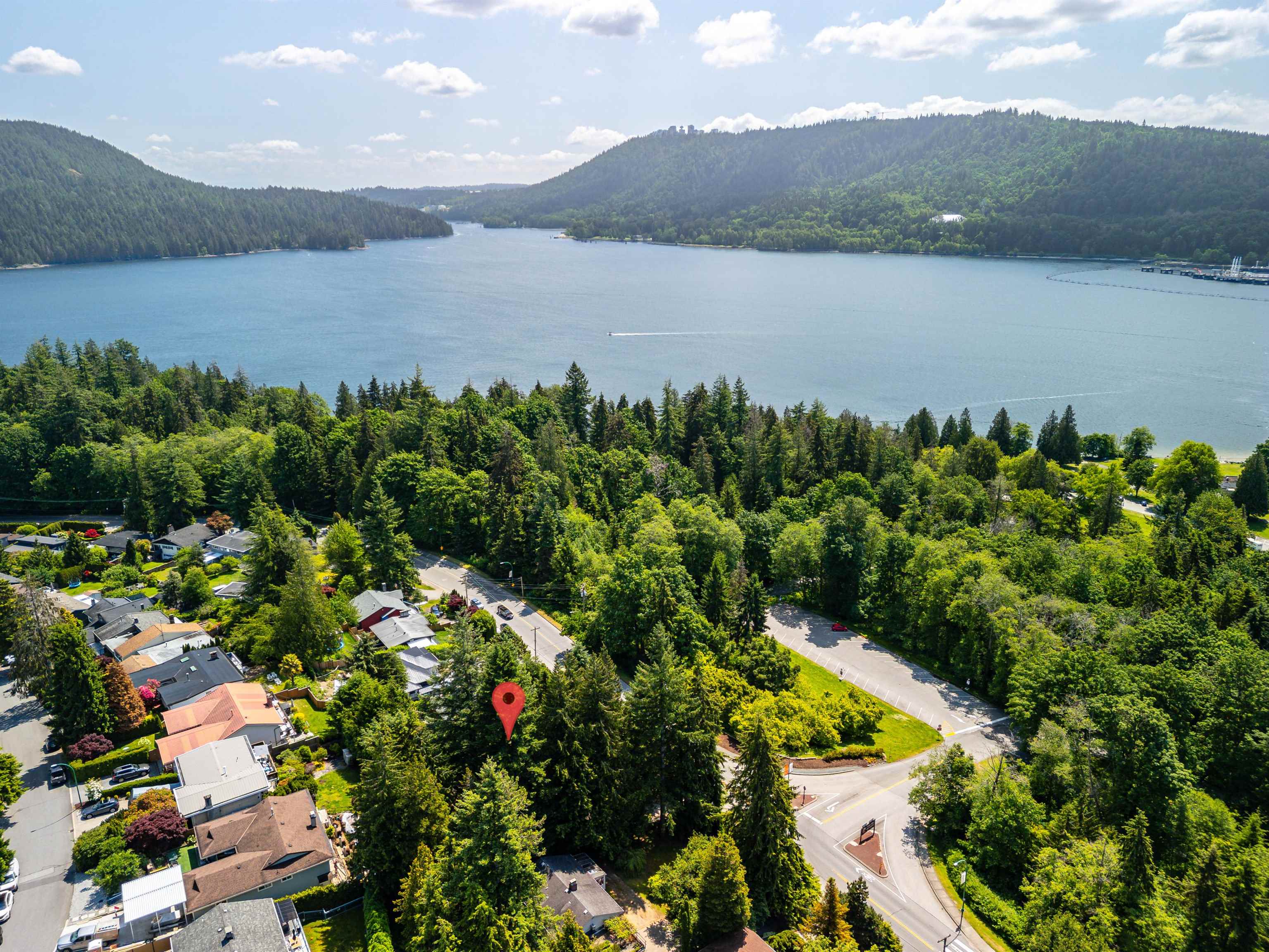 4150 Dollarton Highway, North Vancouver, BC V7G 1A2