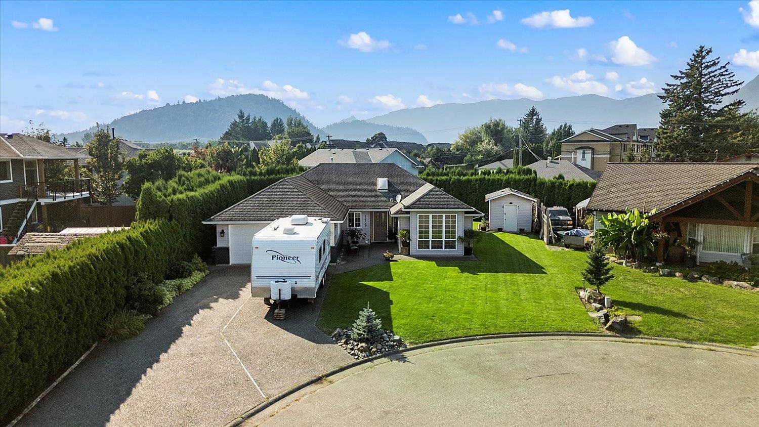 1639 Canterbury Dr, Kent, BC V0M 1A0
