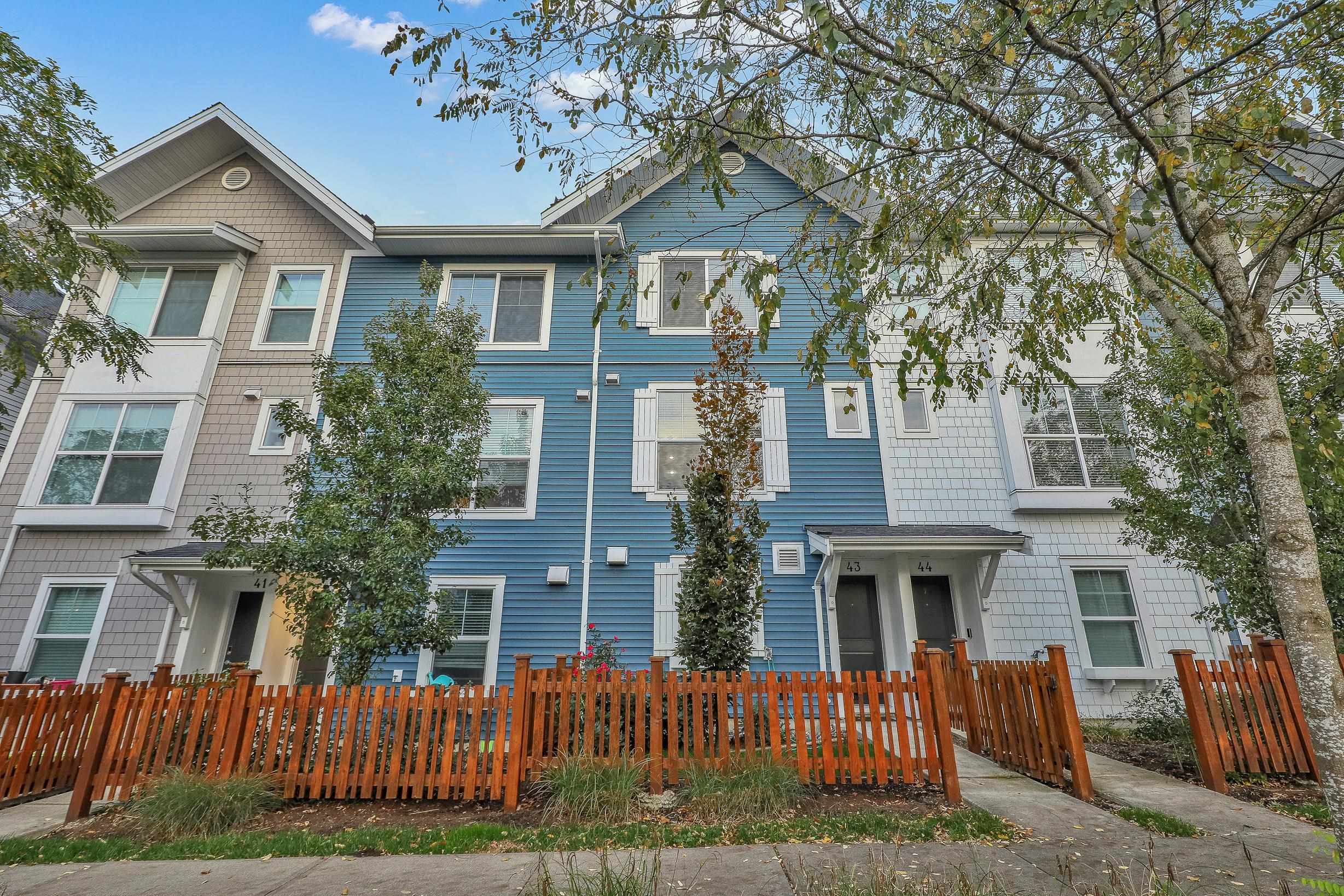 20451 84 Avenue #43, Langley, BC V2Y 0X5