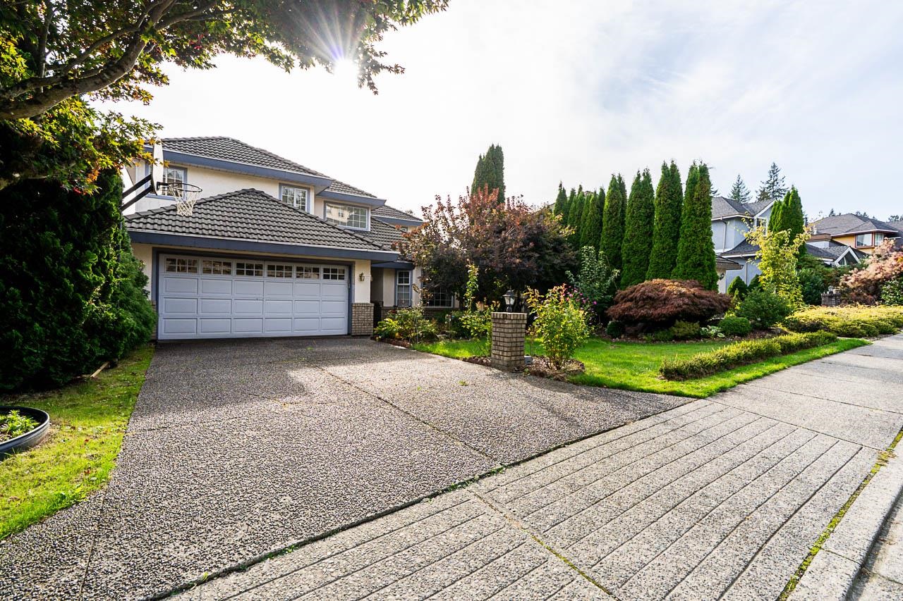 2980 Cliffrose Crescent, Coquitlam, BC V3E 2T2