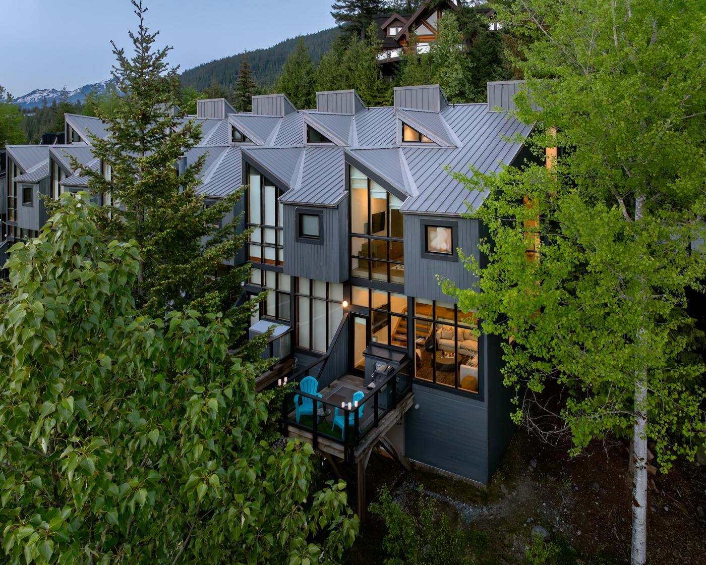 2221 Gondola Way #15, Whistler, BC V8E 0M8