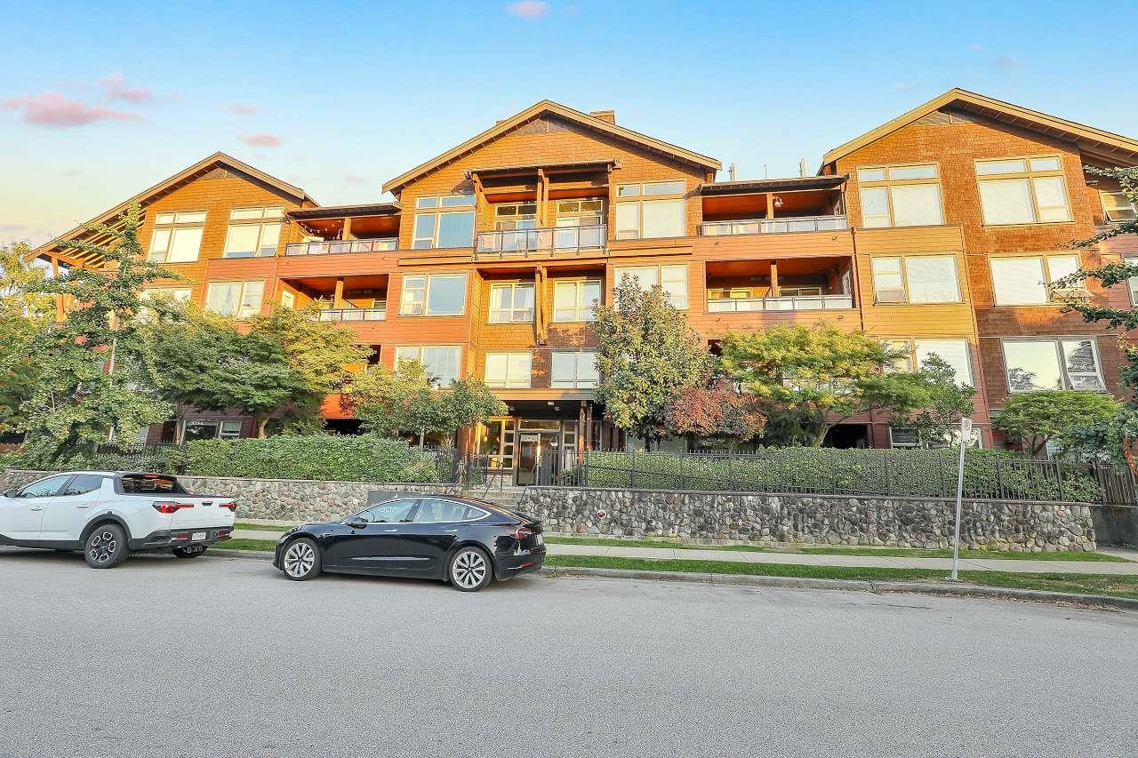 240 Salter Street #108, New Westminster, BC V3M 0C1