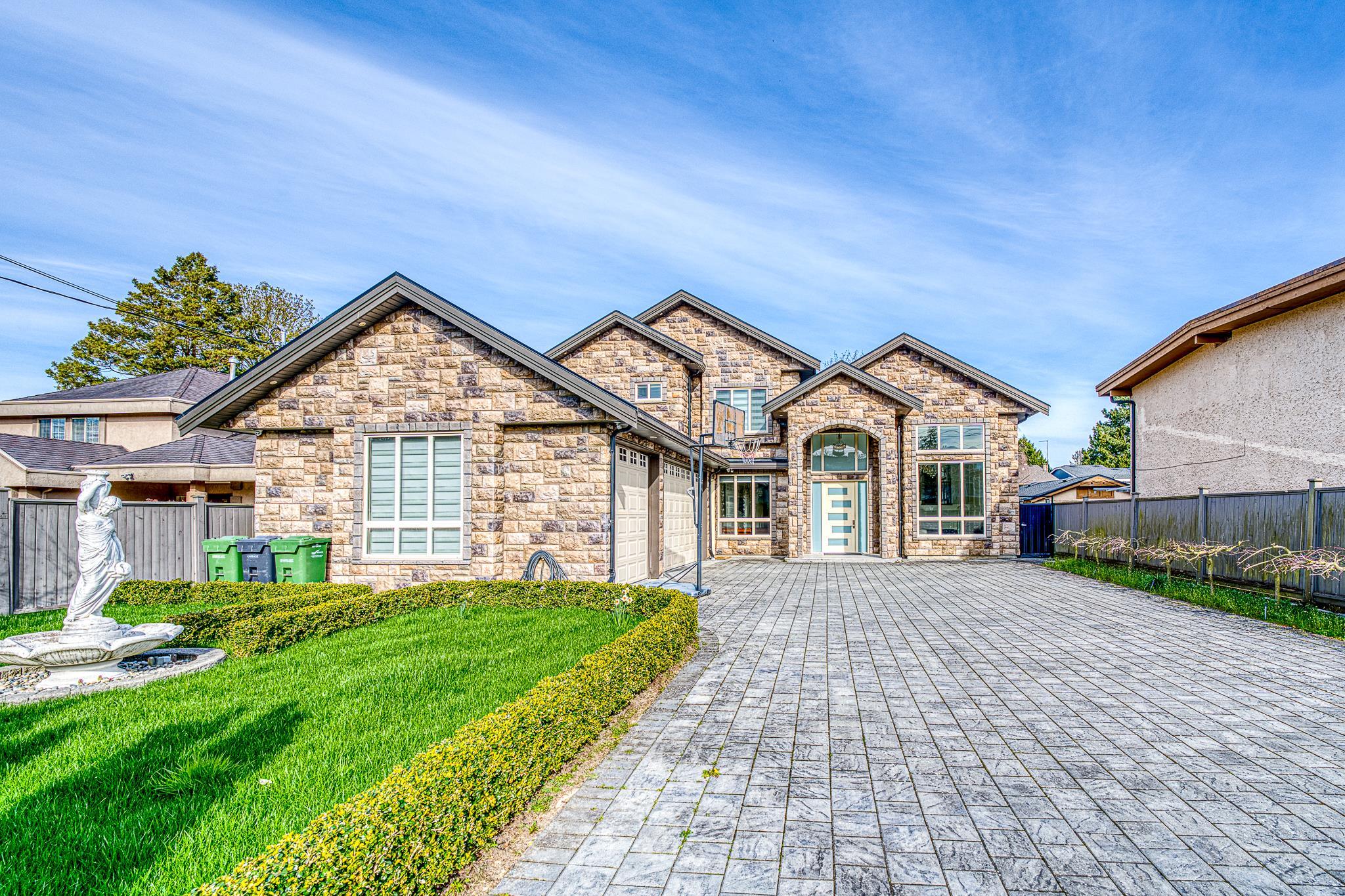 6380 Number 1 Road, Richmond, BC V7C 1T3