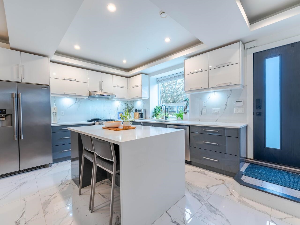 1805 East 37th Avenue, Vancouver, BC V5P 1E9