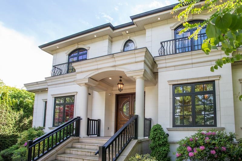 4416 West 11th Avenue, Vancouver, BC V6R 2M3