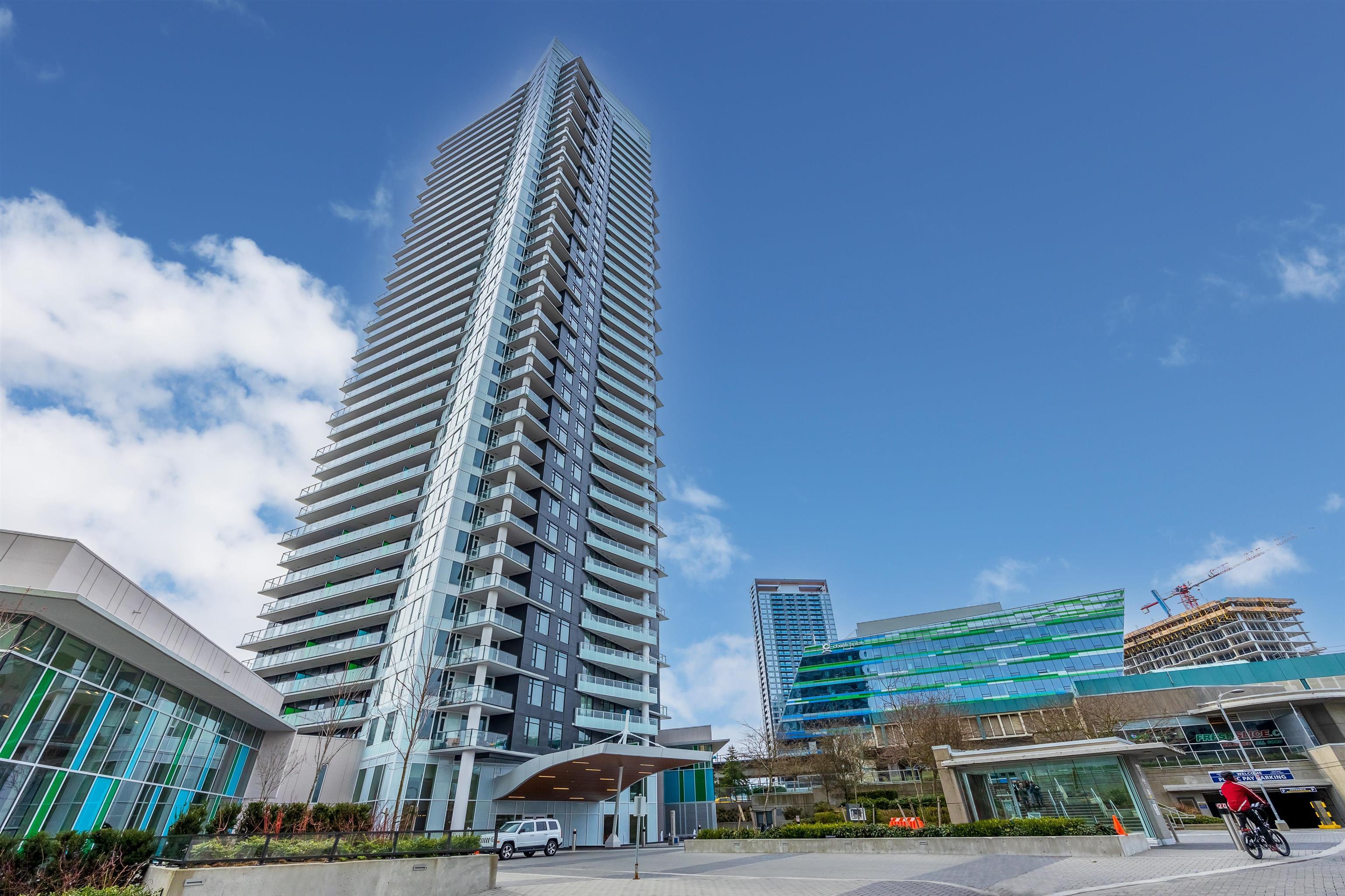 9887 Whalley Boulevard #1105, Surrey, BC V3T 0P4