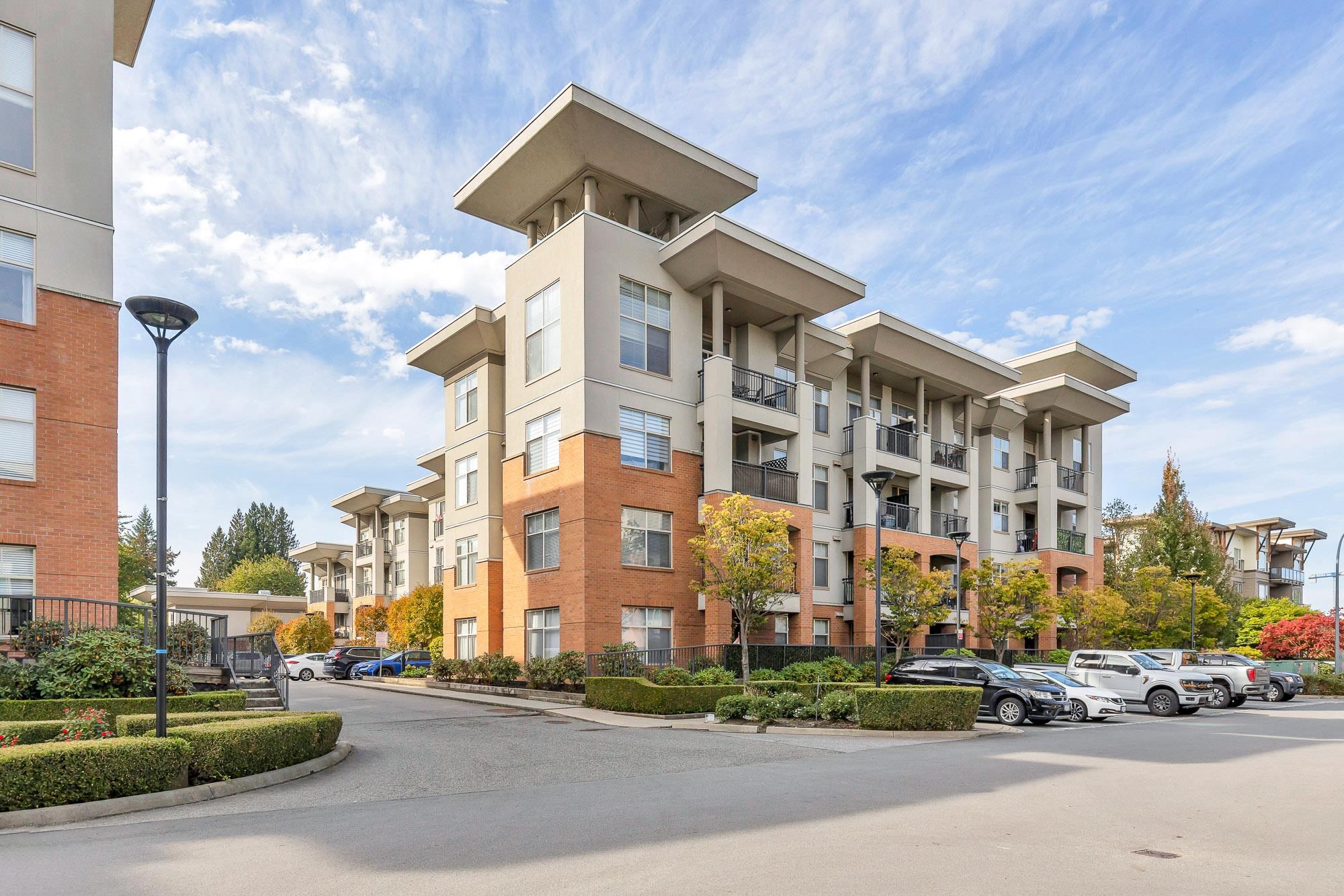 33546 Holland Avenue #216, Abbotsford, BC V2S 0C1