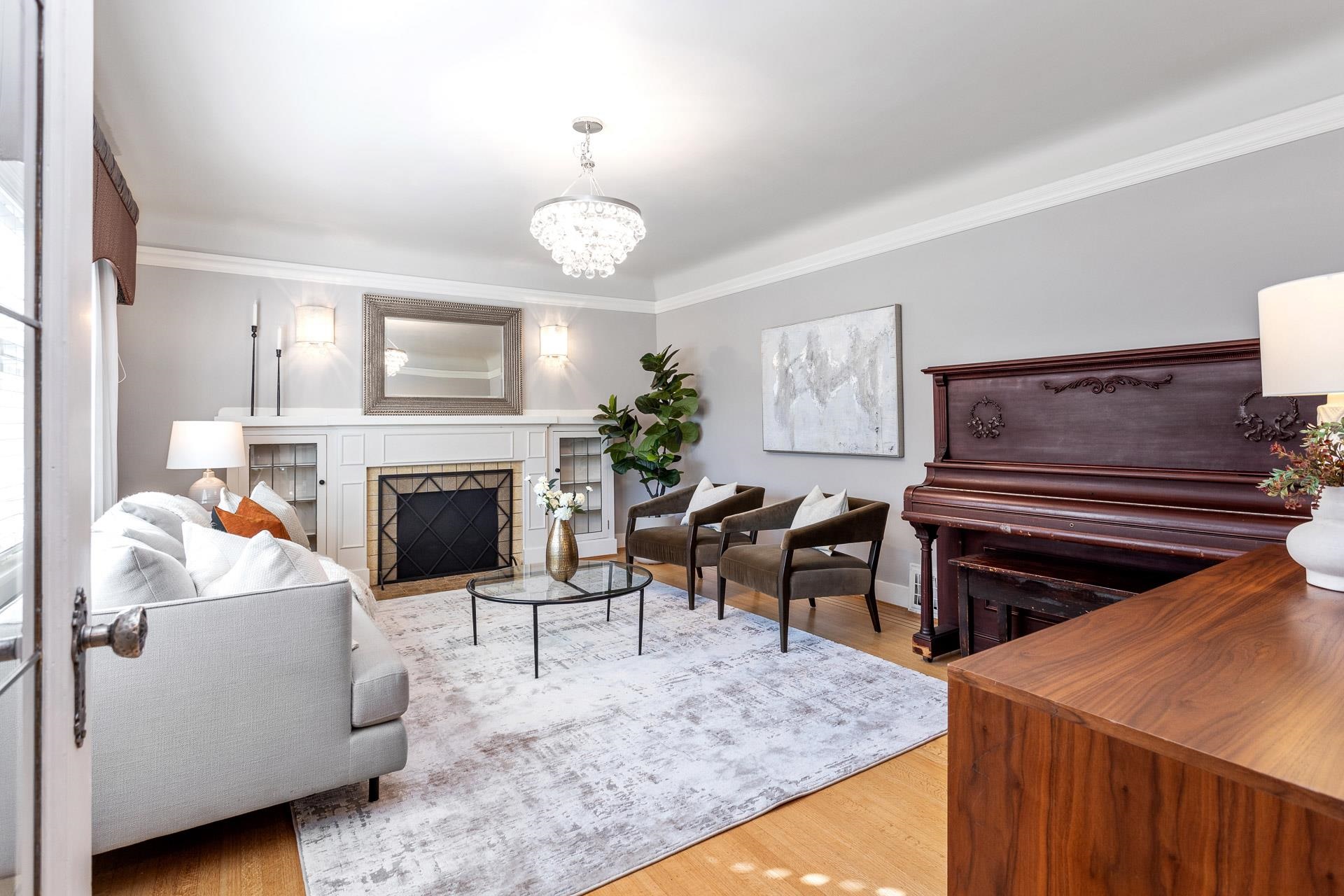 13th Avenue, Vancouver, BC V6R 2V6