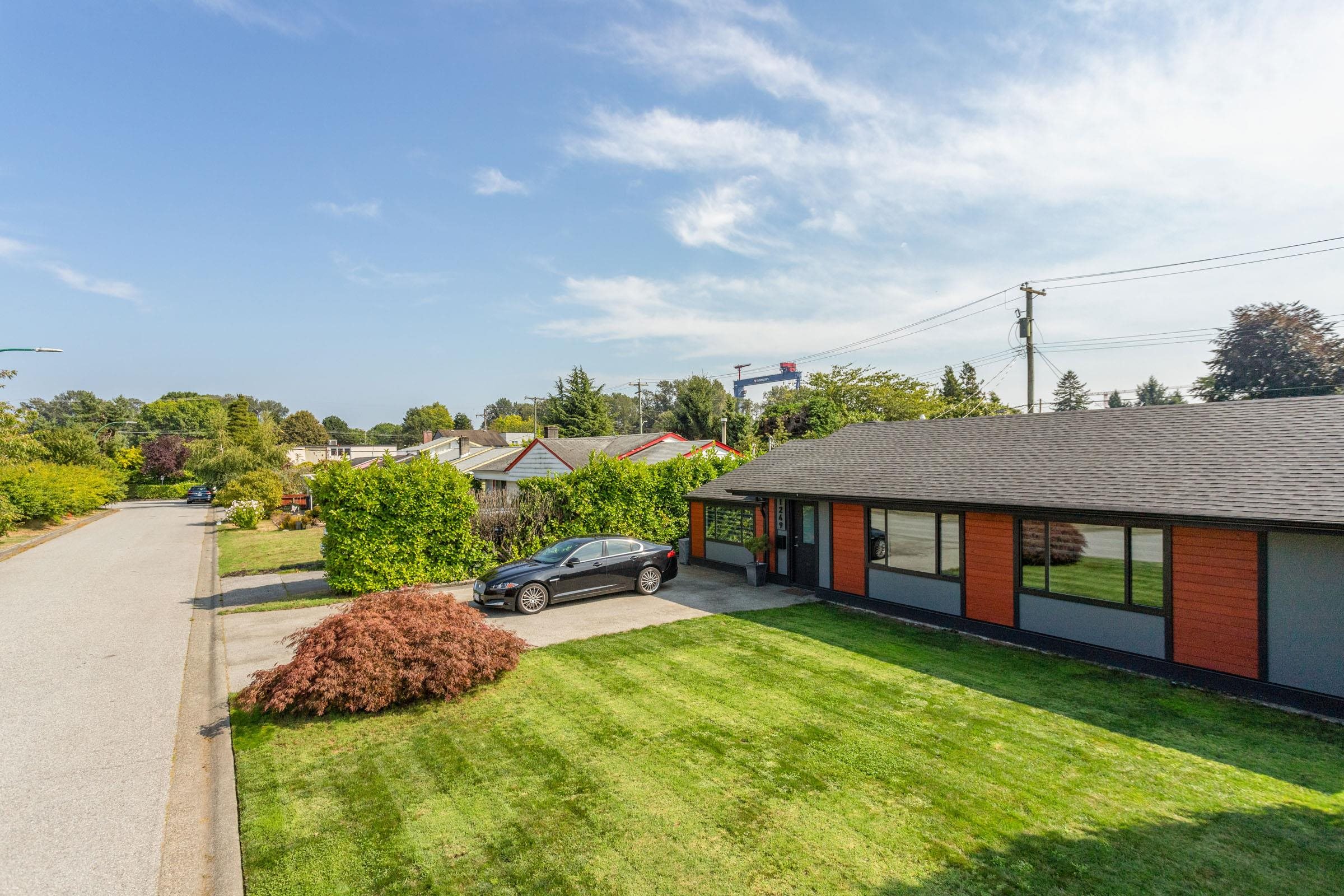 1249 Alderwood Place, North Vancouver, BC V7P 1K2