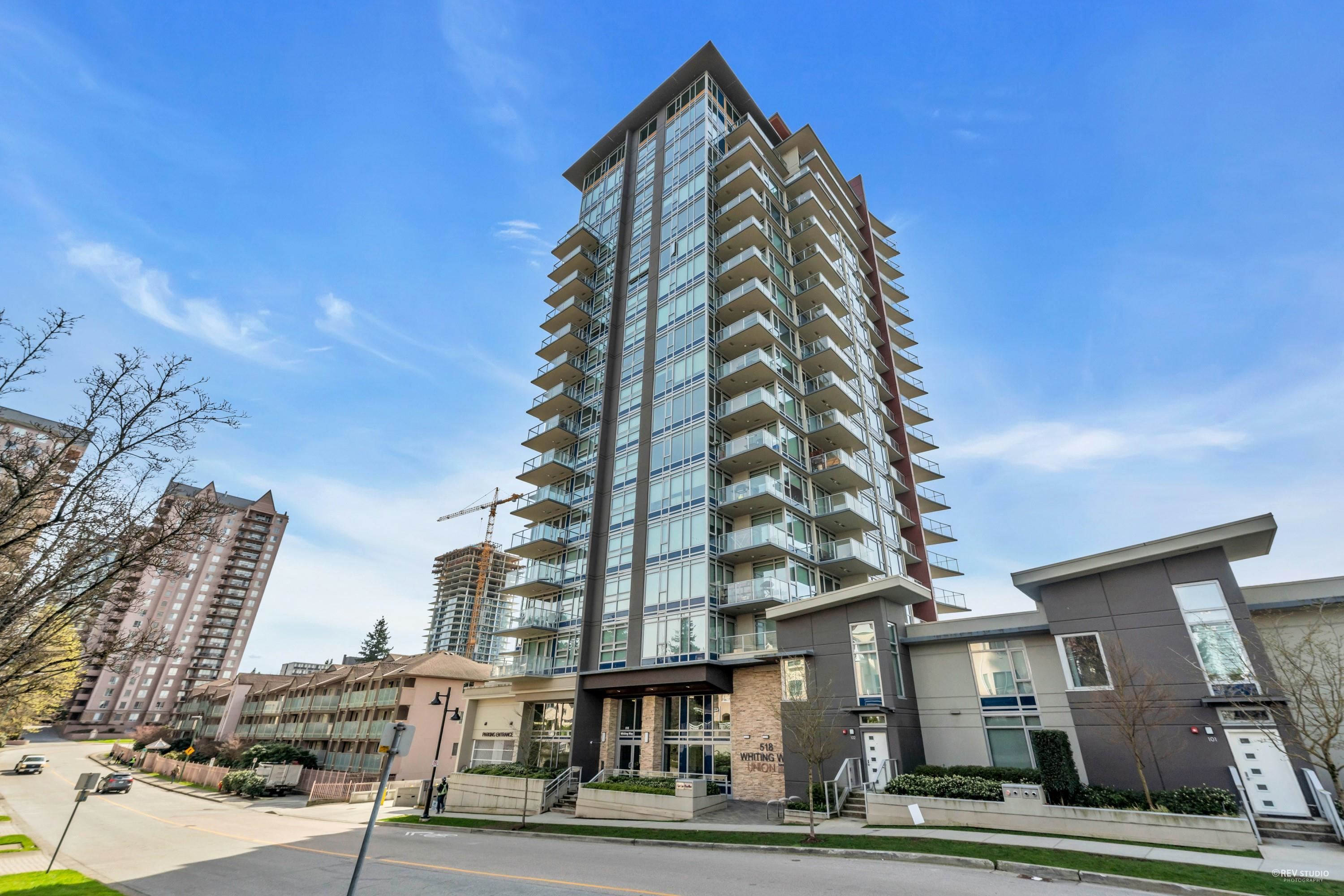 518 Whiting Way #1702, Coquitlam, BC V3J 0H7