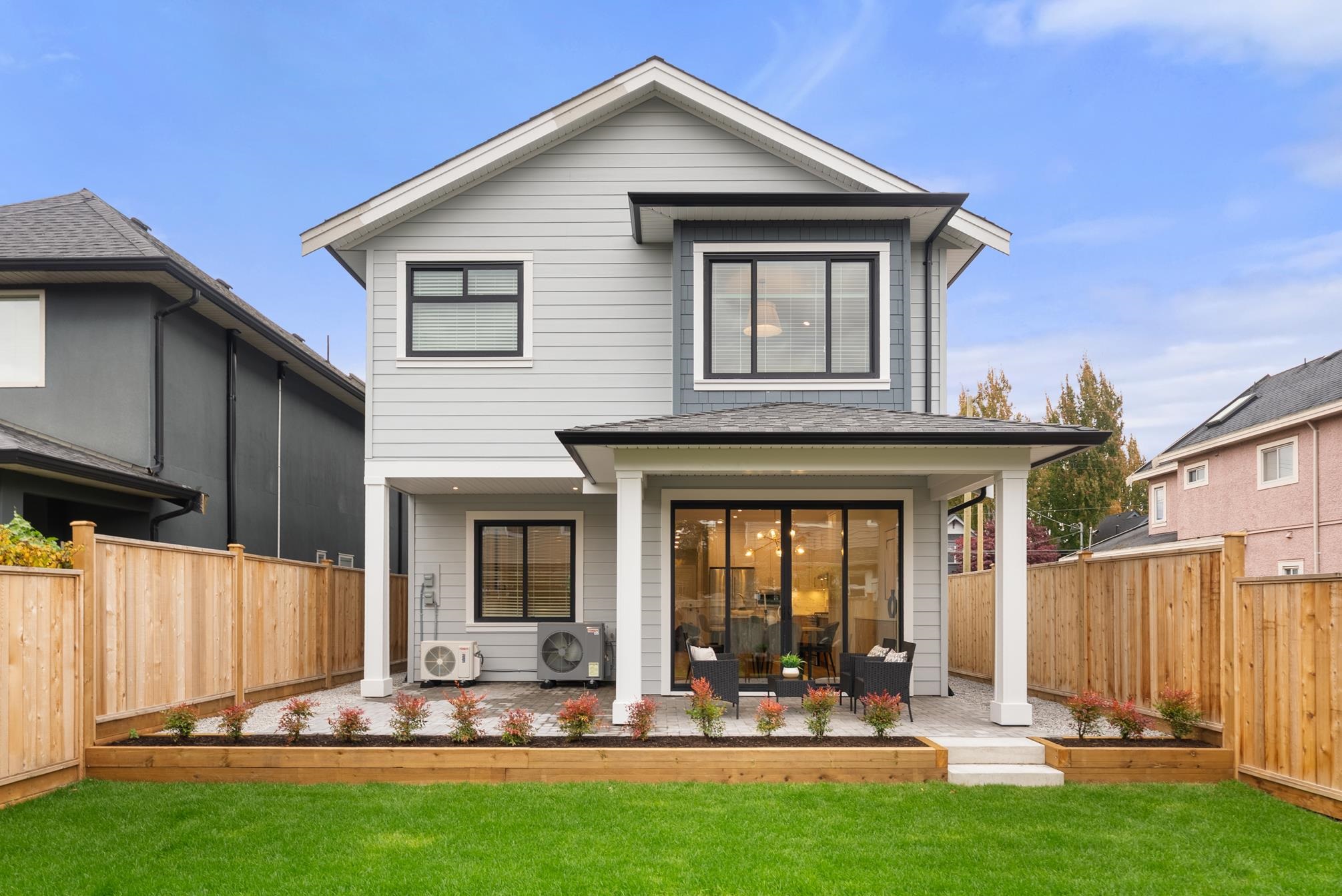 4880 Garry Street, Richmond, BC V7E 2V3