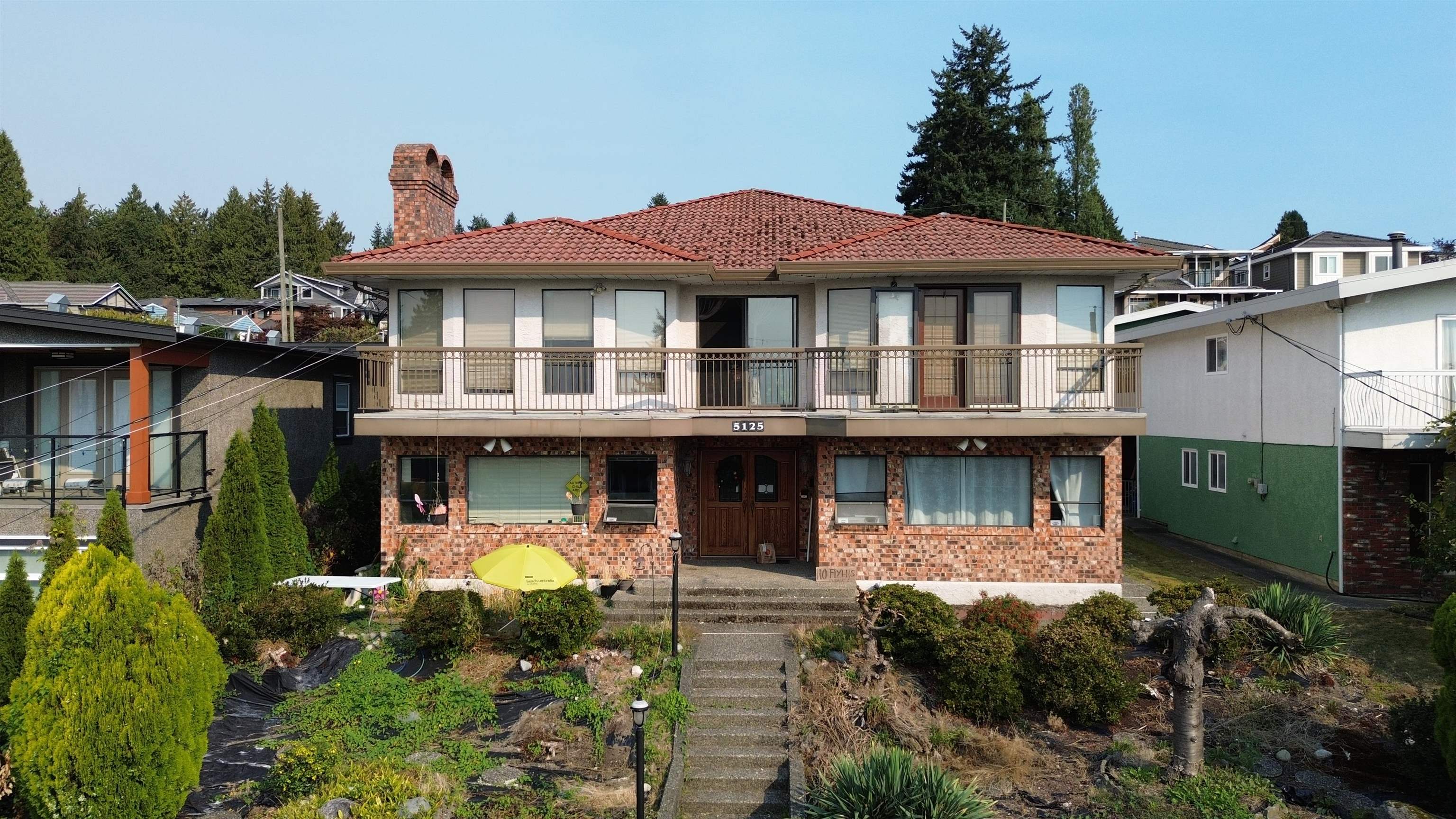 5125 Ewart Street, Burnaby, BC V5J 2W3