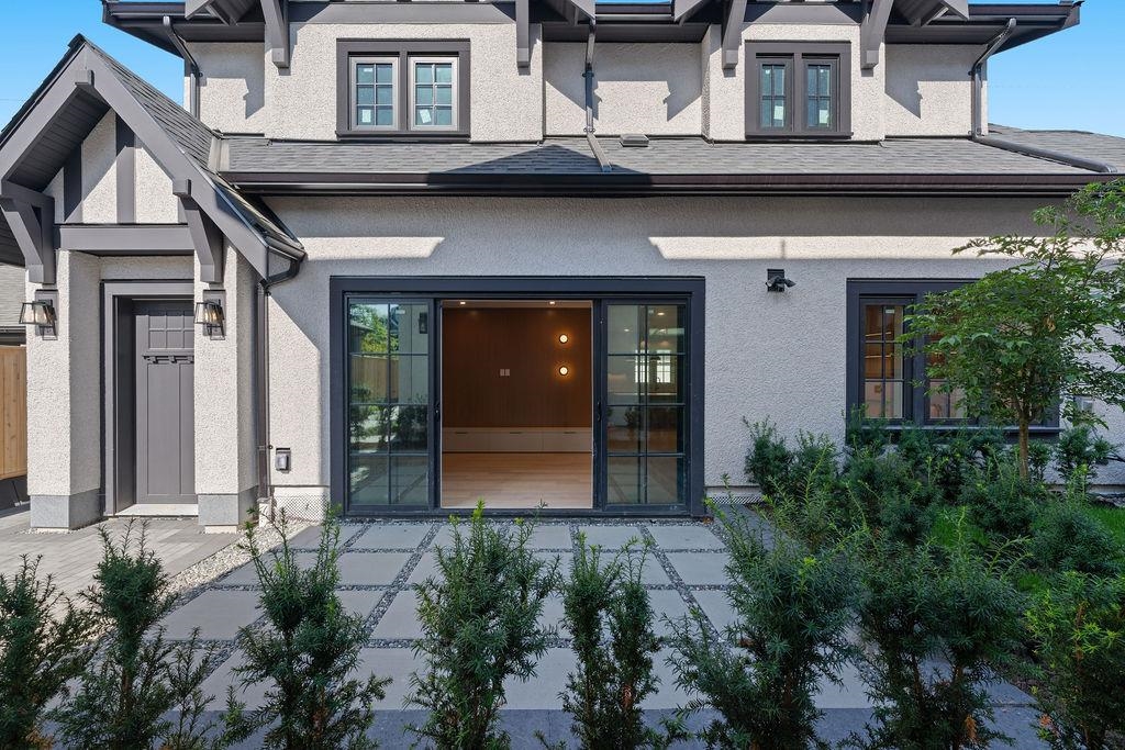 6855 Cypress Street, Vancouver, BC V0V 0V0