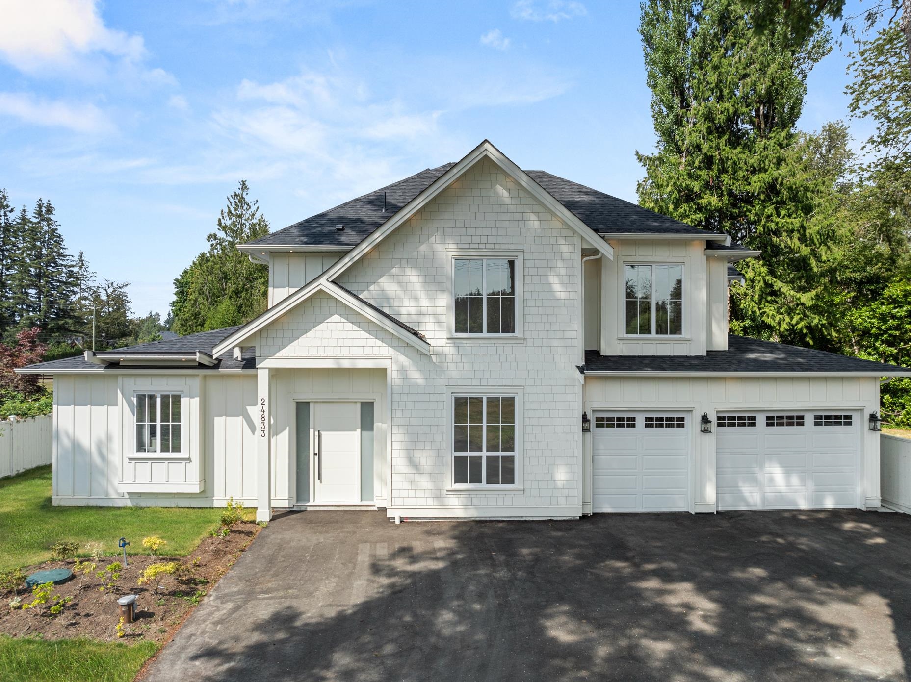 24833 Robertson Crescent, Langley, BC V4W 1W7