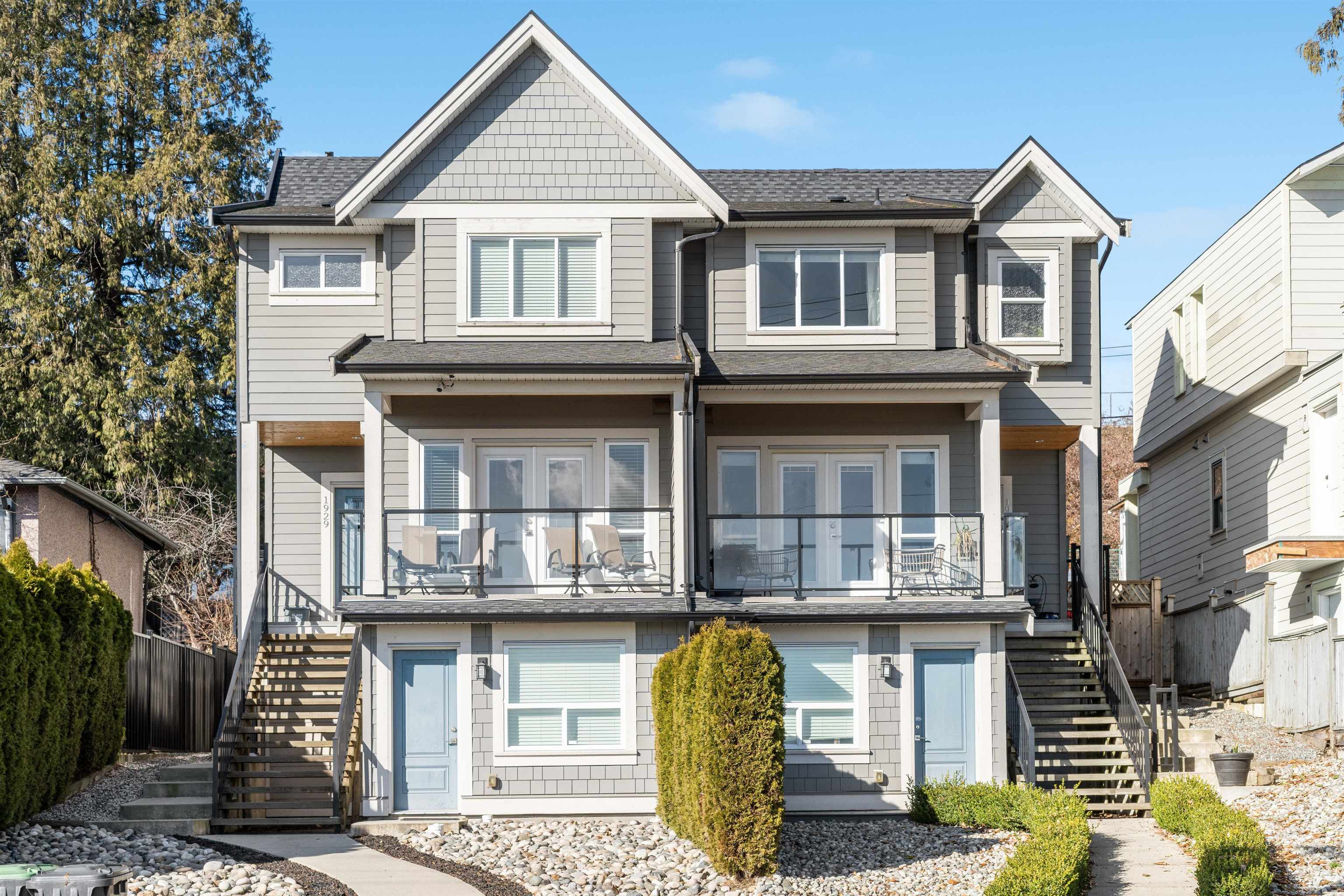 1927 River Drive, New Westminster, BC V3M 2B1