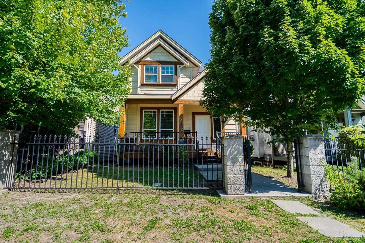 108 Avenue, Surrey, BC V3T 2J2