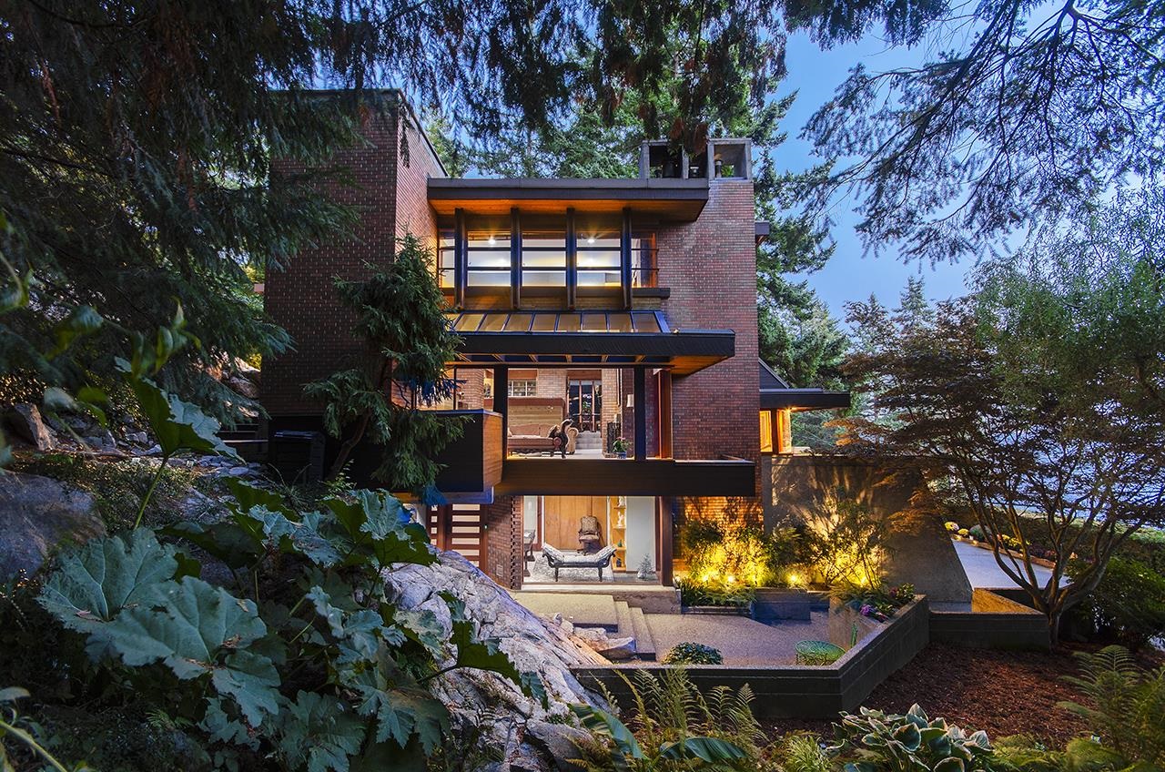 4651 Marine Drive, West Vancouver, BC V7W 2P1