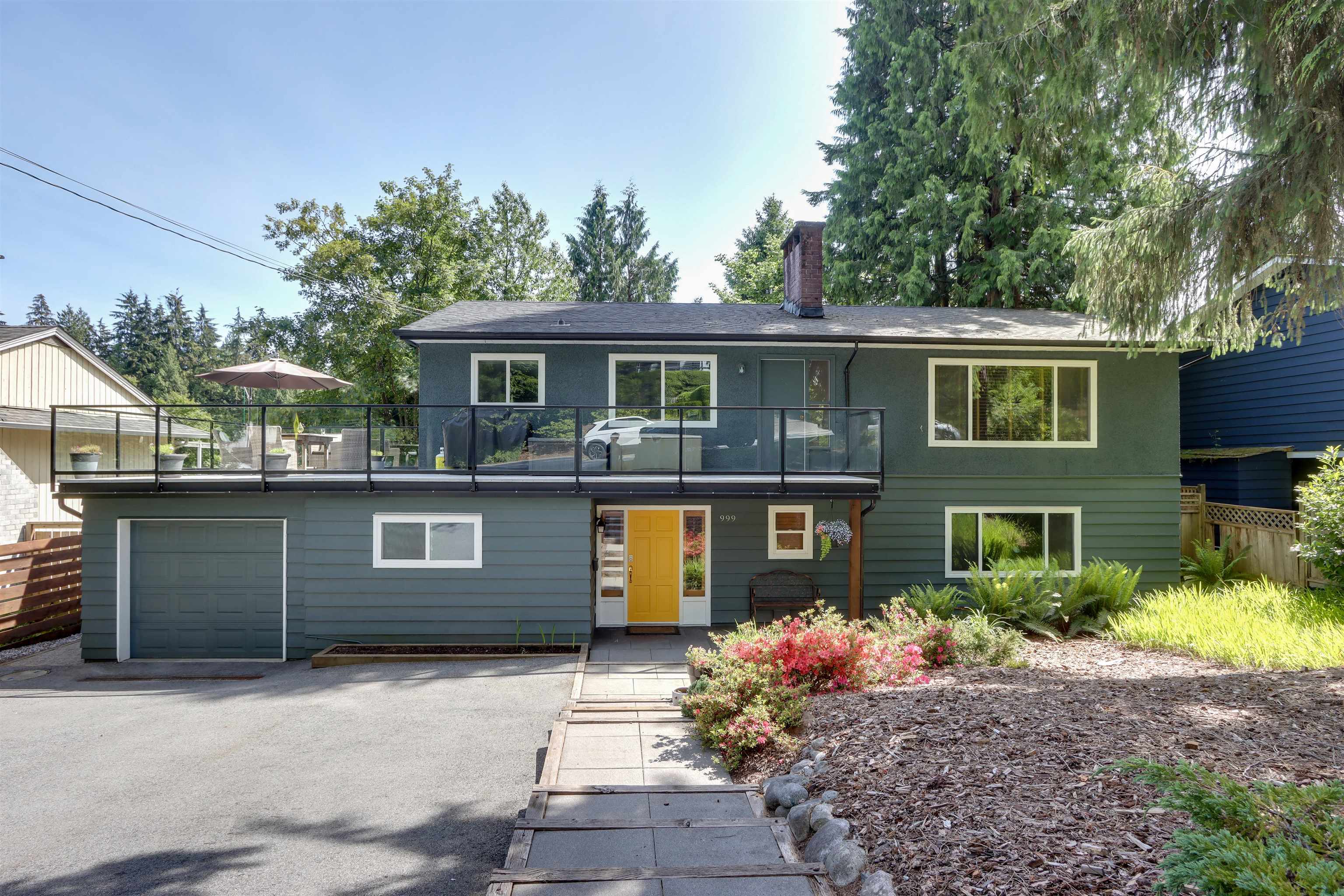 999 Frederick Road, North Vancouver, BC V7K 1H7