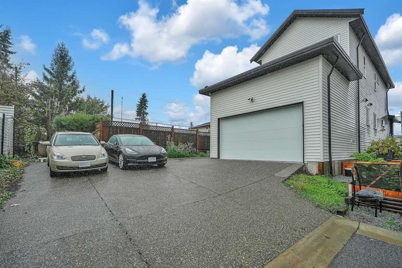 80 Avenue, Surrey, BC V3W 3A5