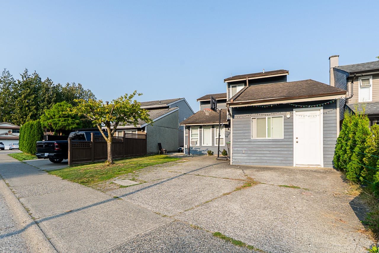 7380 Parkwood Drive, Surrey, BC V3W 7G6
