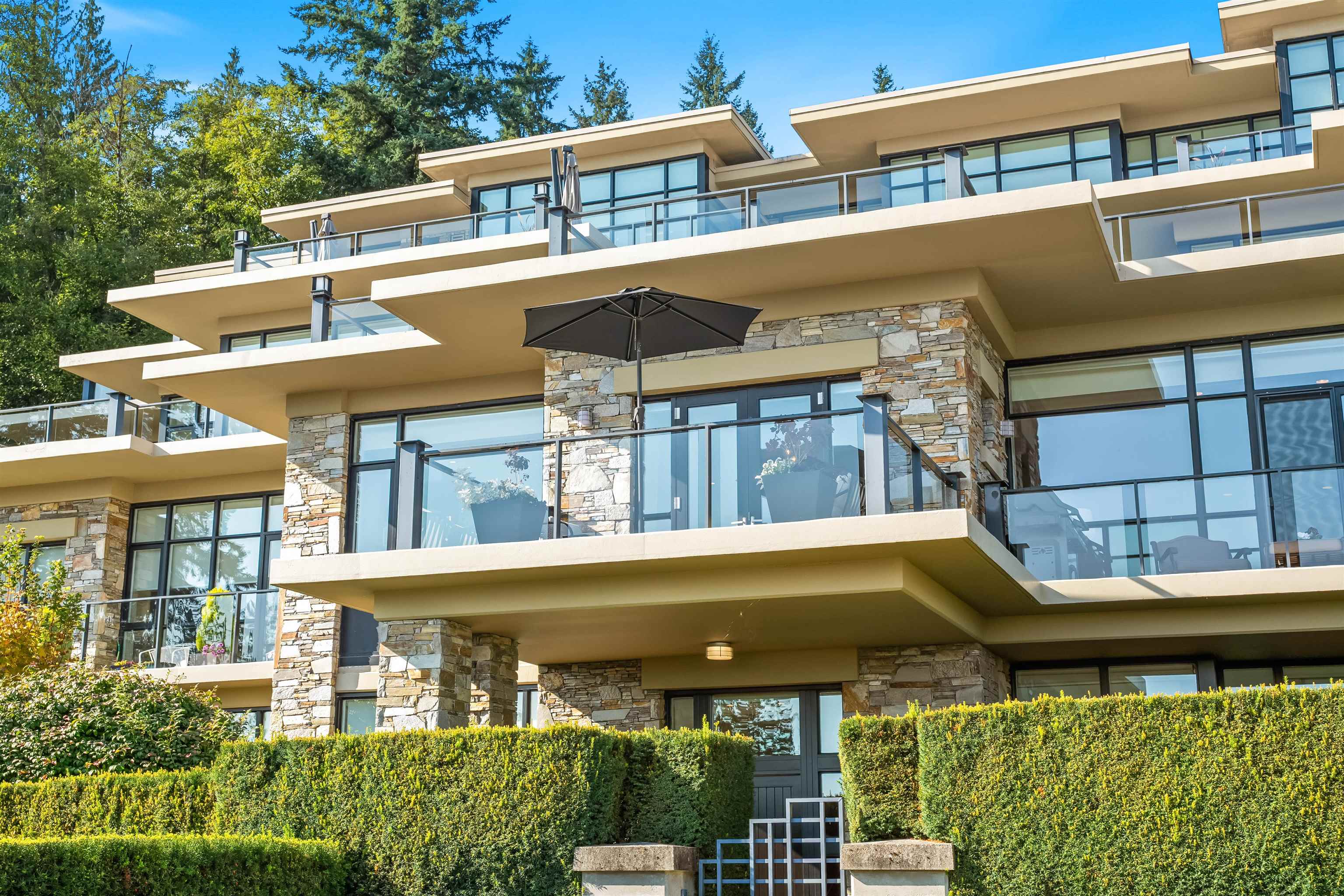 2285 Twin Creek Place #102, West Vancouver, BC V7S 3K4