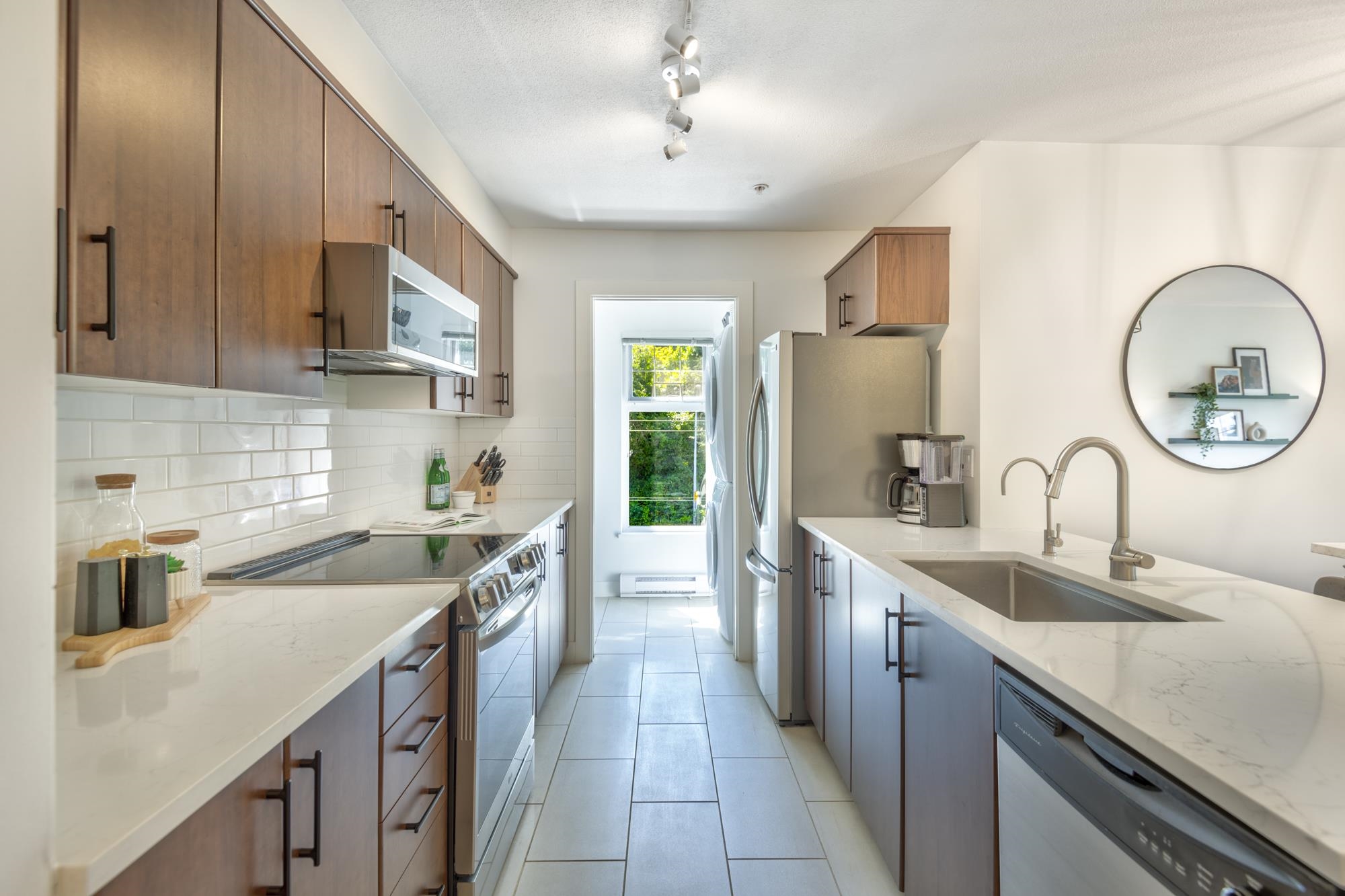 3240 Saint Johns Street #302, Port Moody, BC V3H 0C1