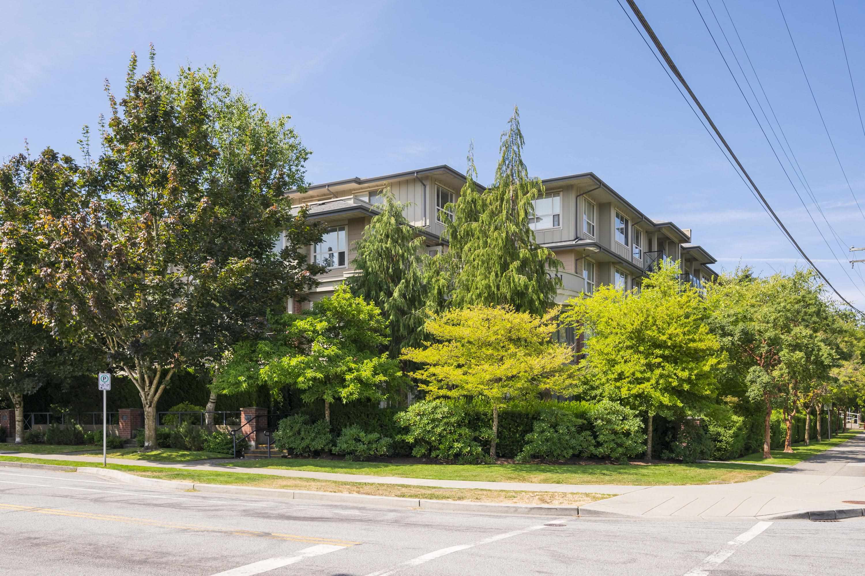 1787 154 Street #205, Surrey, BC V4A 4S1
