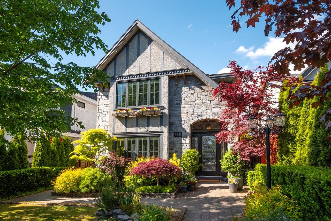 336 West 17th Street, North Vancouver, BC V7M 1V8