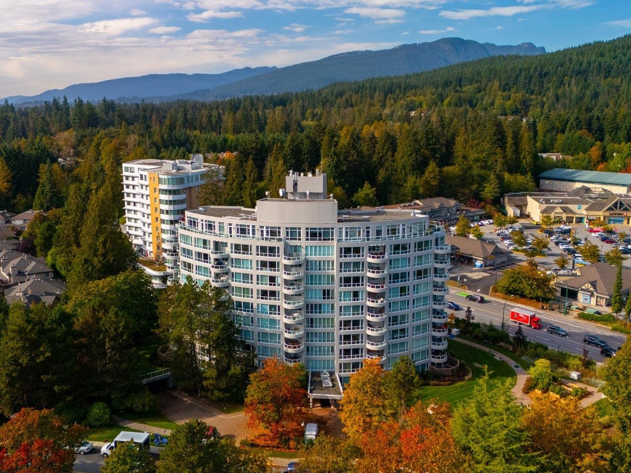 995 Roche Point Drive #304, North Vancouver, BC V7H 2X4
