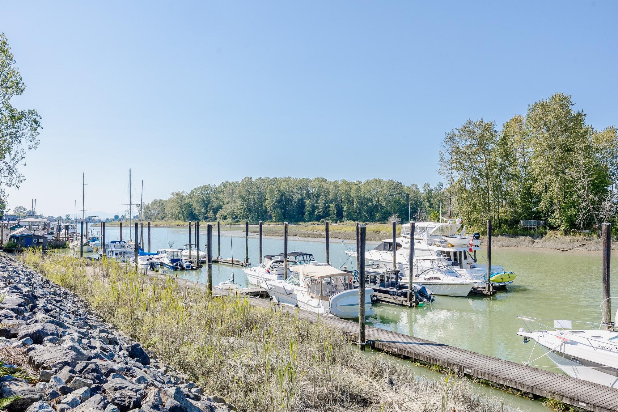 4743 River Rd #112, Delta, BC V4K 1S7