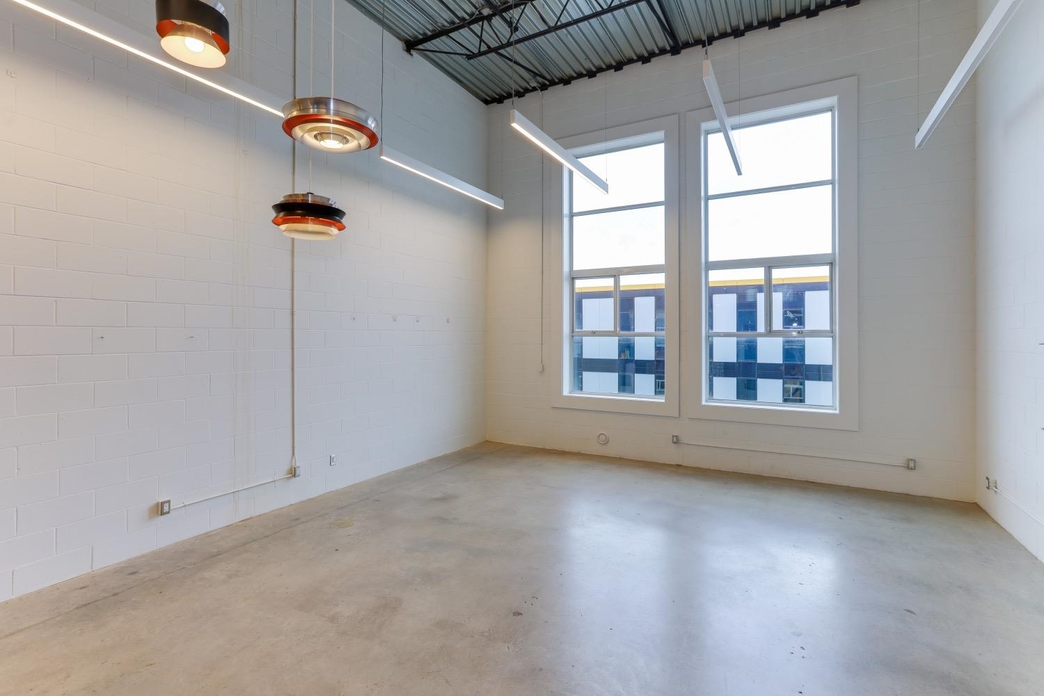 1220 East Pender Street #302, Vancouver, BC V6A 1W8