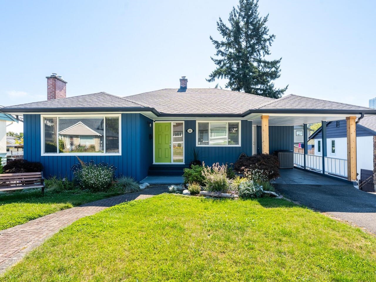 302 Blackman Street, New Westminster, BC V3L 2A7