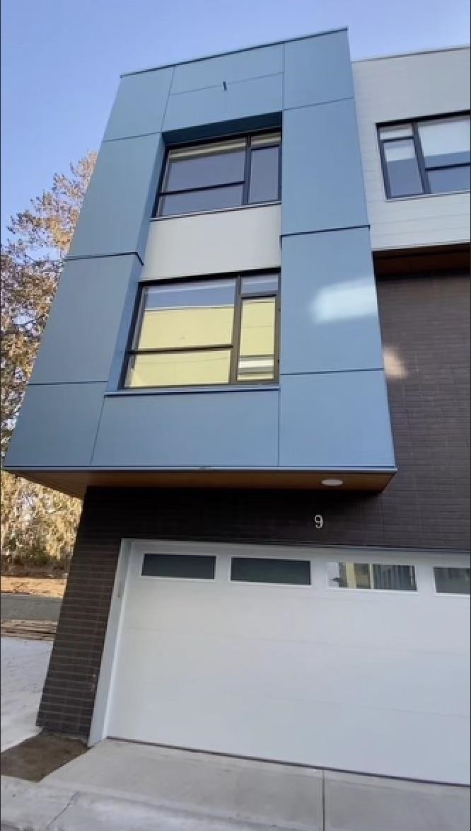5858 132 Street #9, Surrey, BC V3X 1N1
