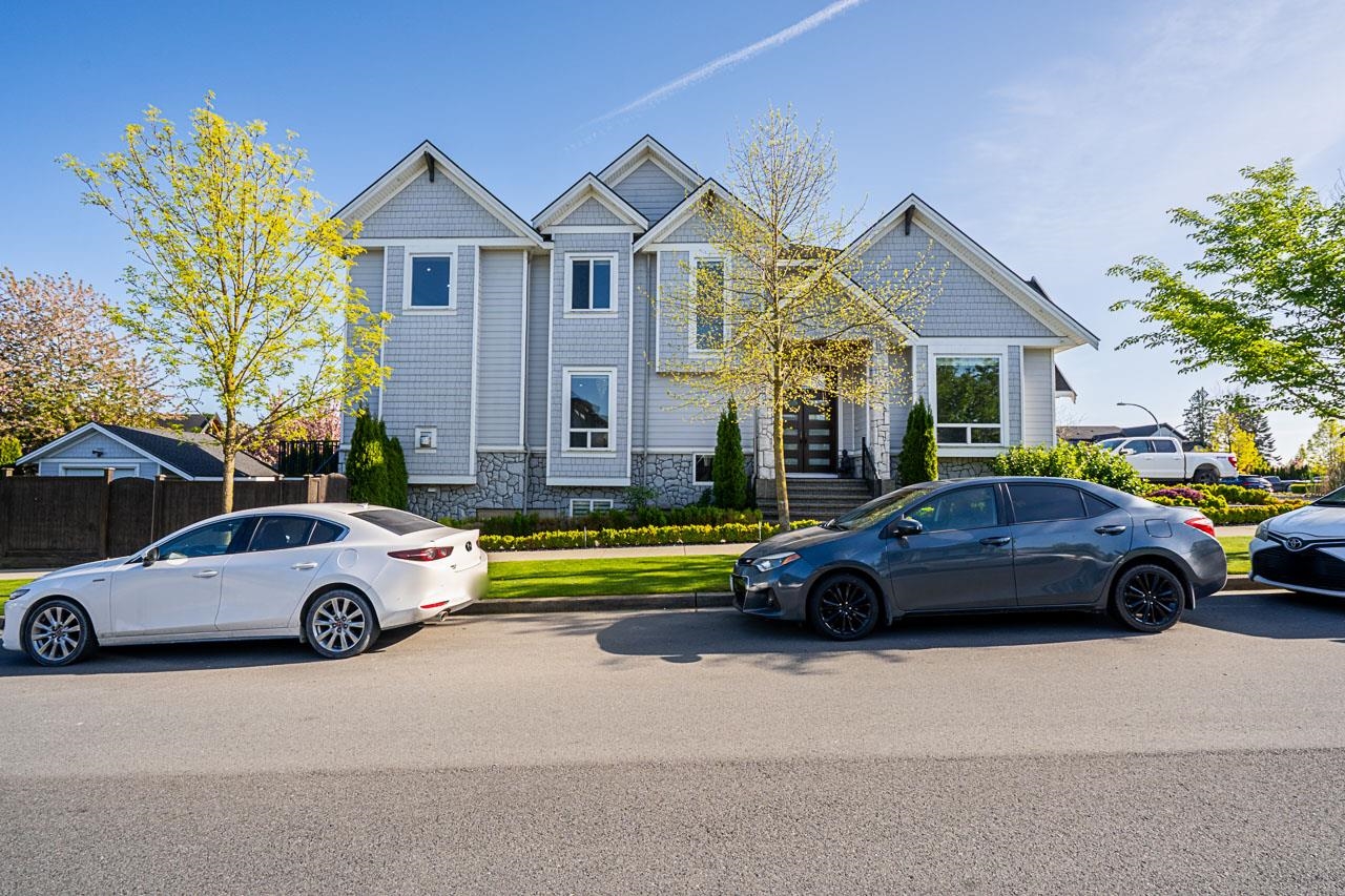 55 Avenue, Surrey, BC V3S 4N7