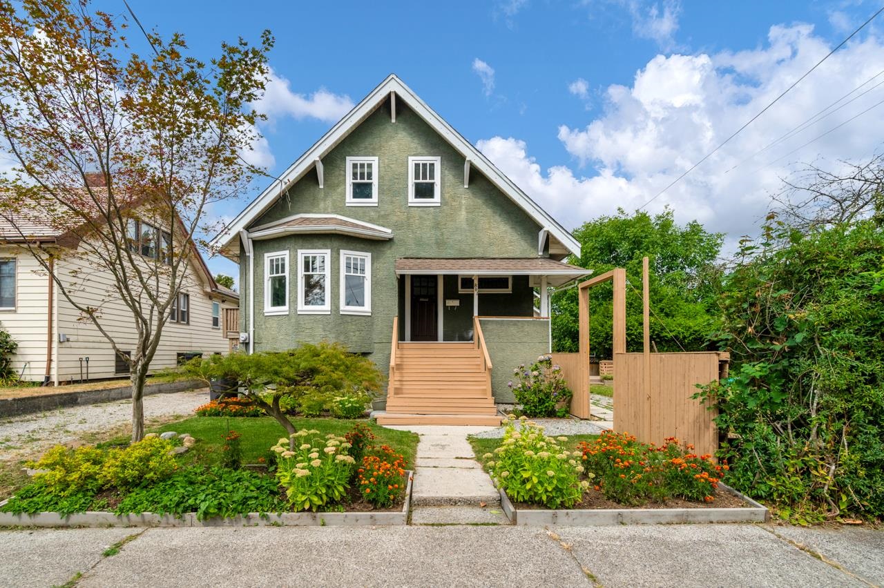 801 London Street, New Westminster, BC V3M 3B5