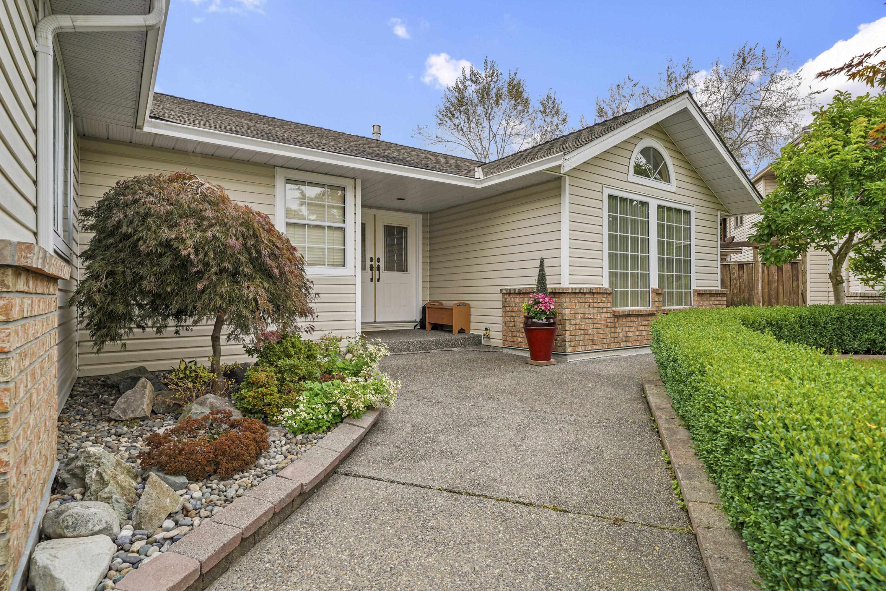 124a Avenue, Maple Ridge, BC V2X 0N1