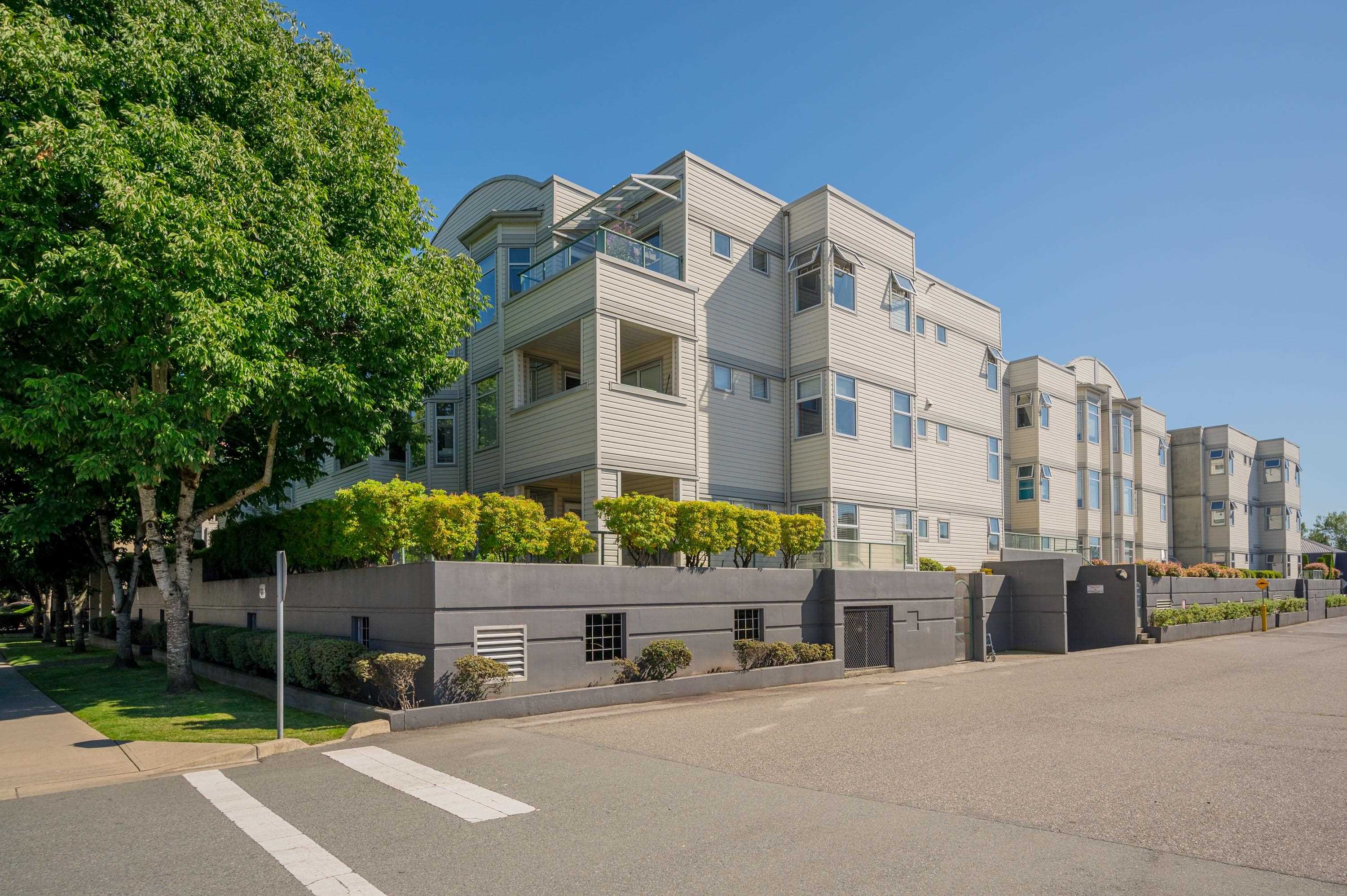 20680 56 Avenue #307, Langley, BC V3A 3Z1