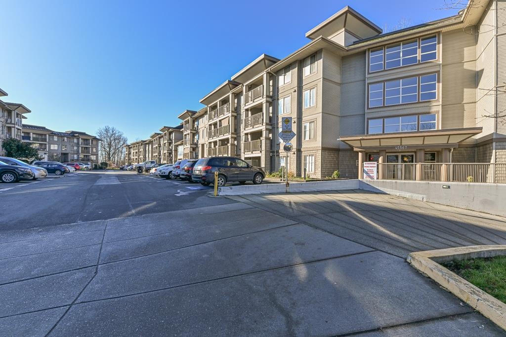 45567 Yale Road #215, Chilliwack, BC V2P 0B2