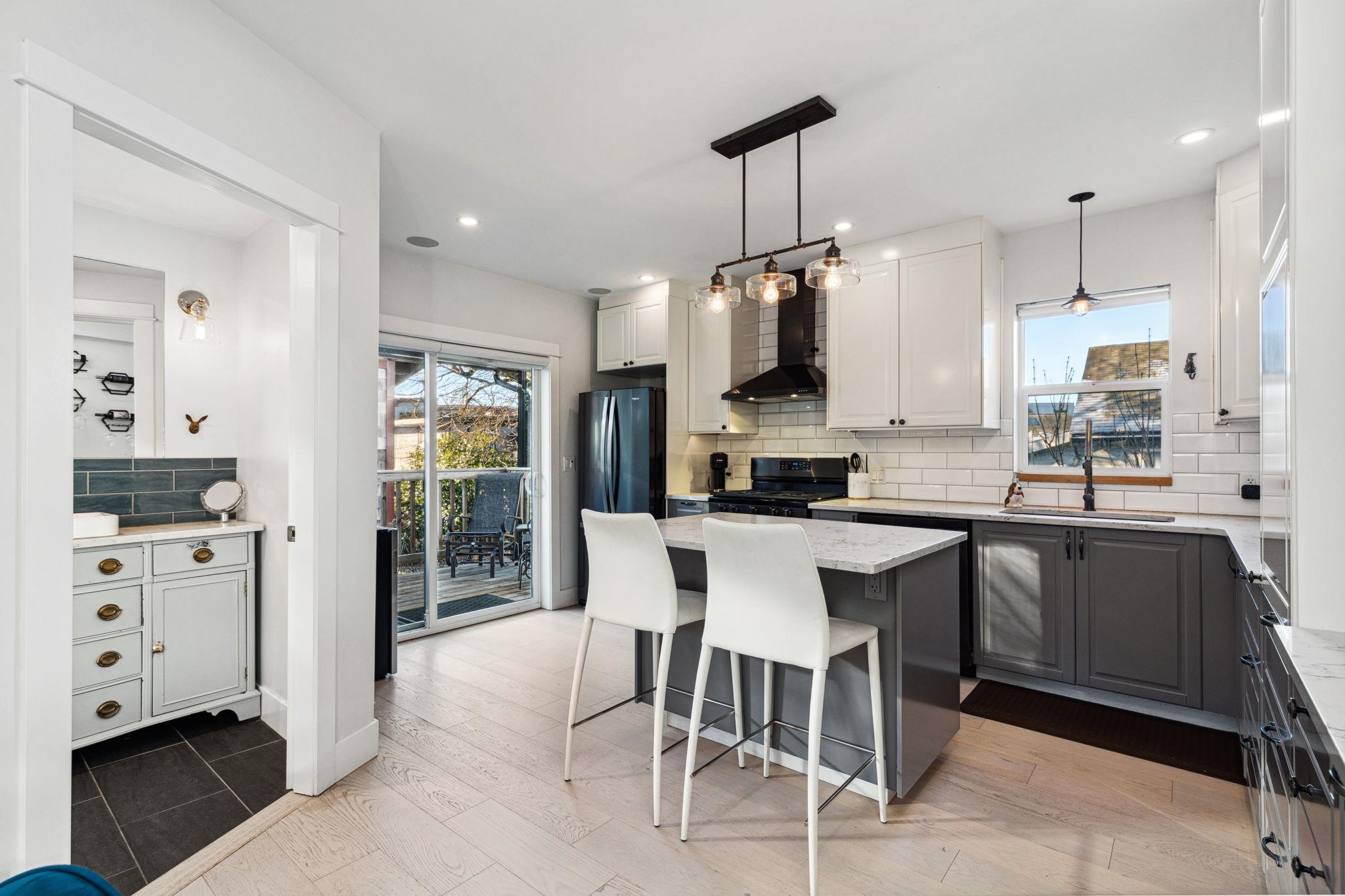 20540 Lorne Avenue, Maple Ridge, BC V2X 1G9